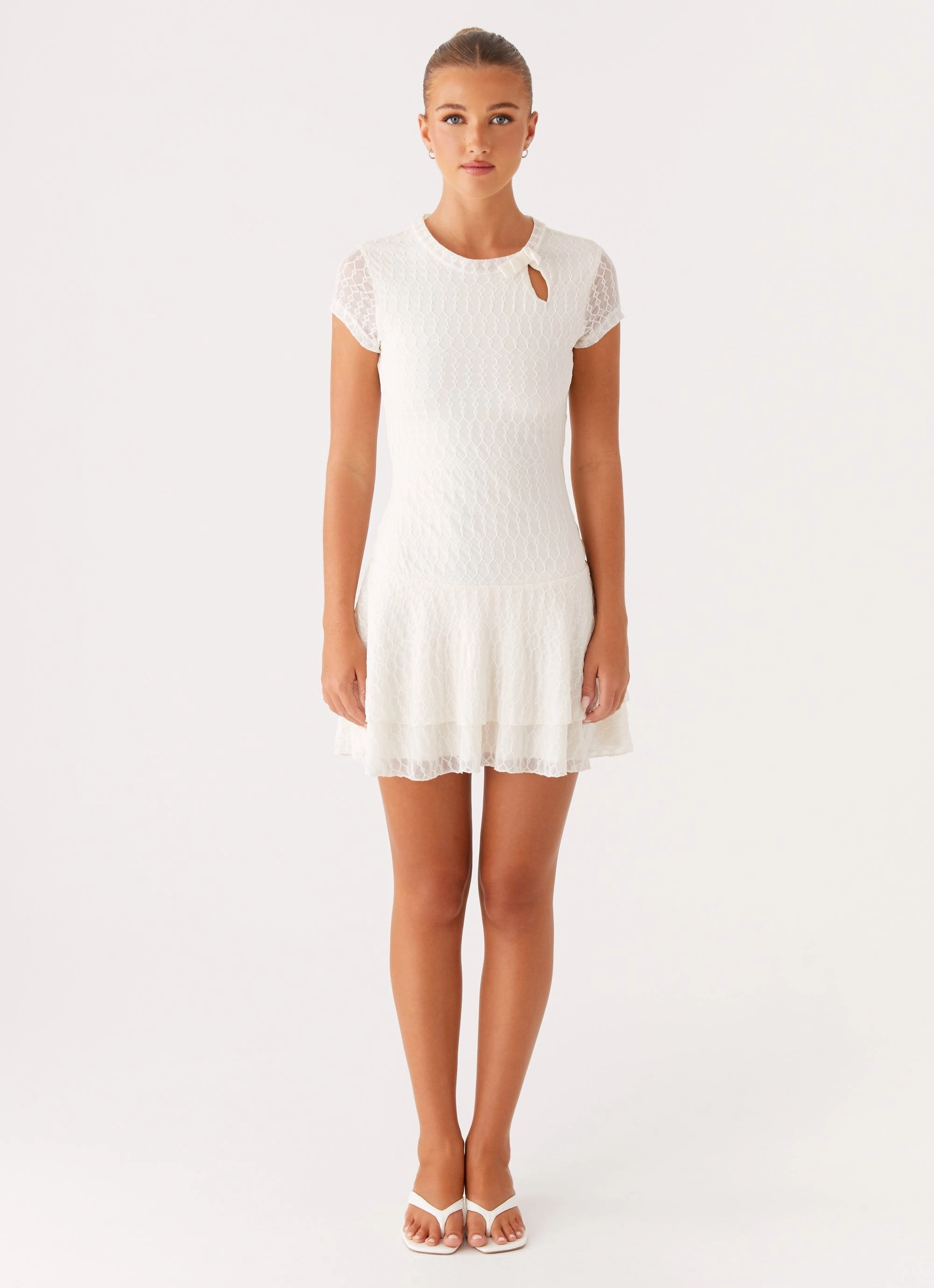 Esty Mini Dress - Ivory Perfect Shape Trendy Layer