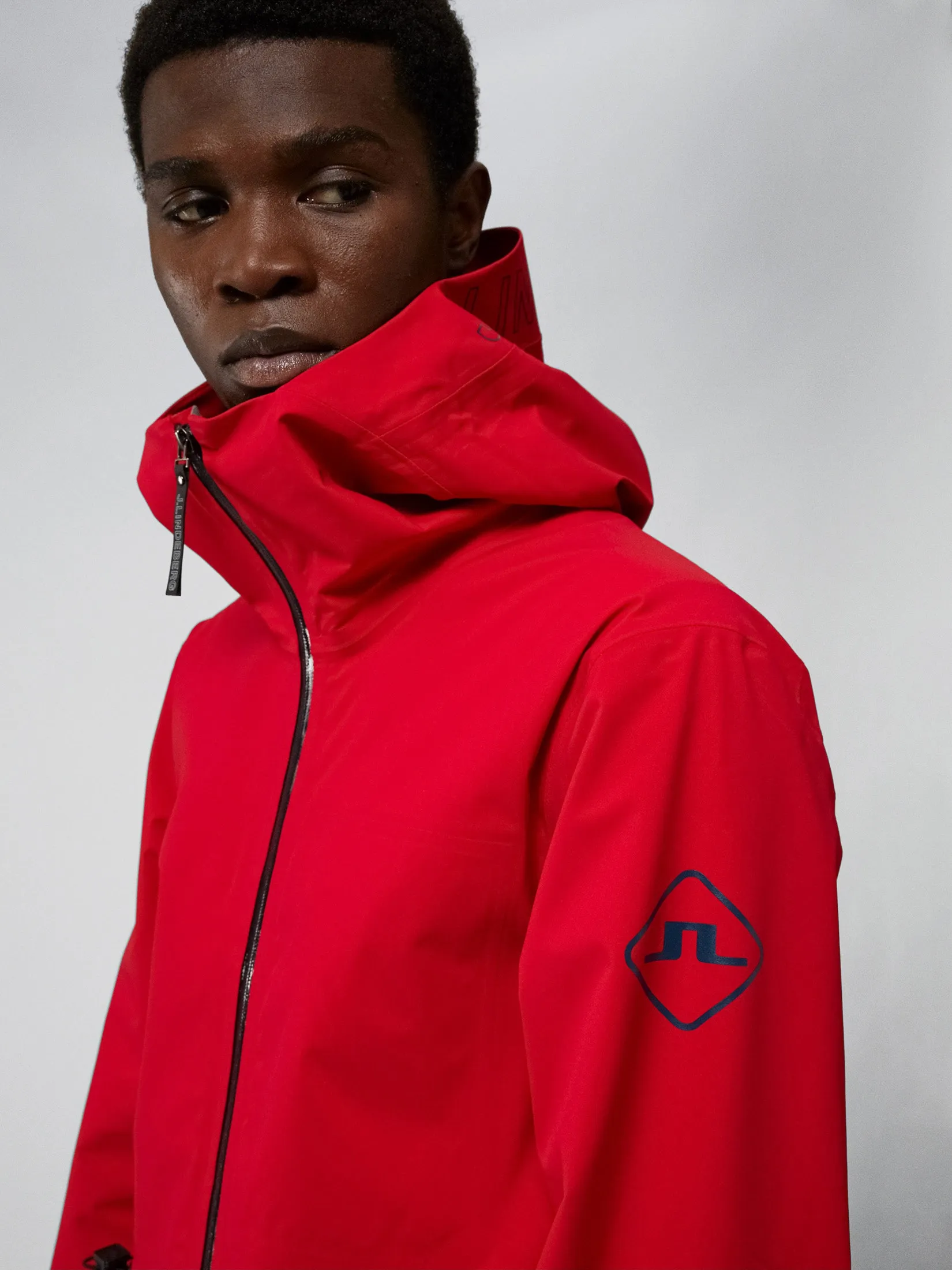 Aerial Lite Jacket / Barbados Cherry