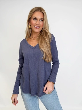 Vail Long Sleeve Tee WrinkleResistantWeave AdjustableCuffs
