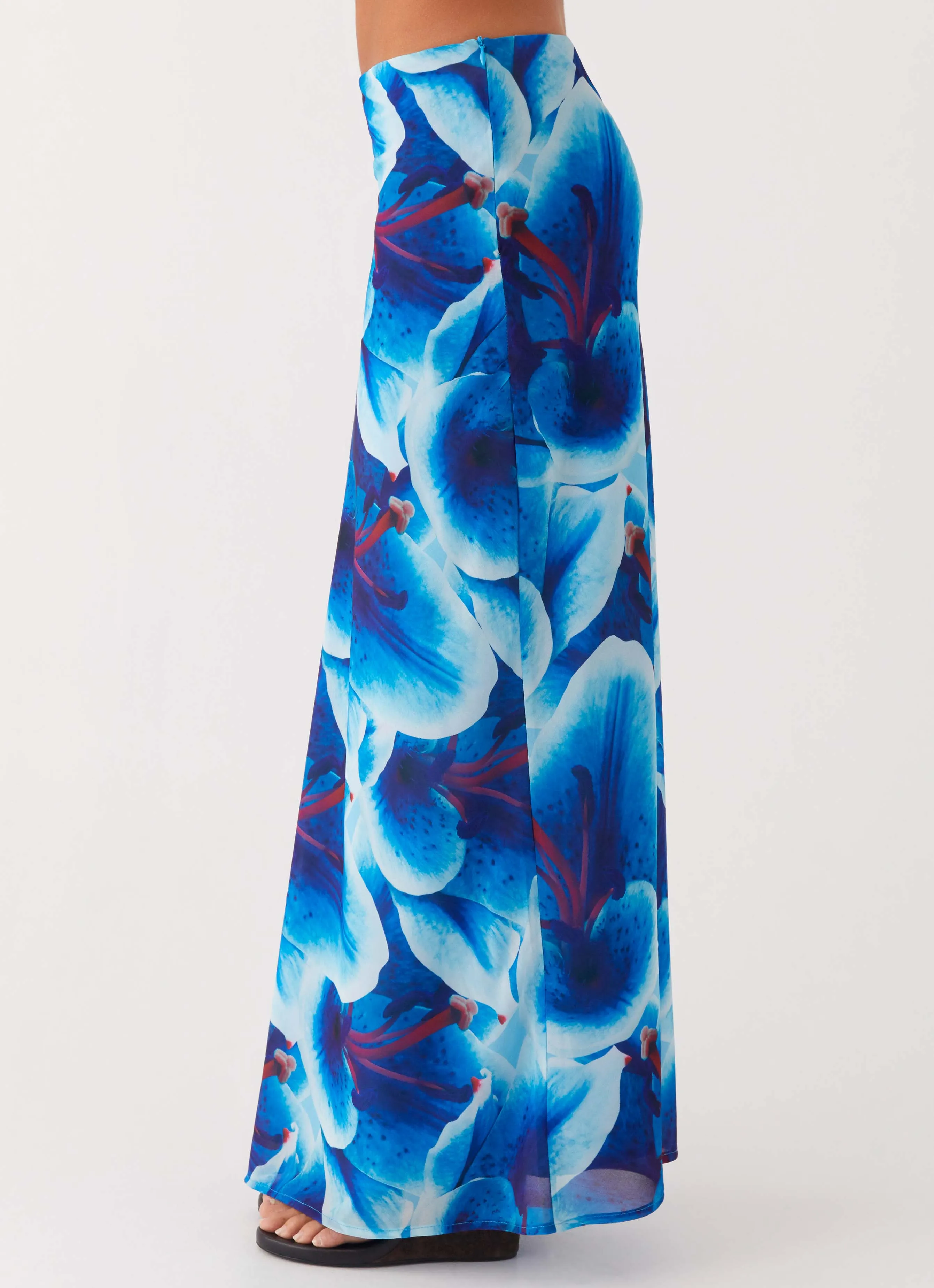 Another Life Chiffon Maxi Skirt - Turquoise Floral Neat Fit Subtle Detail
