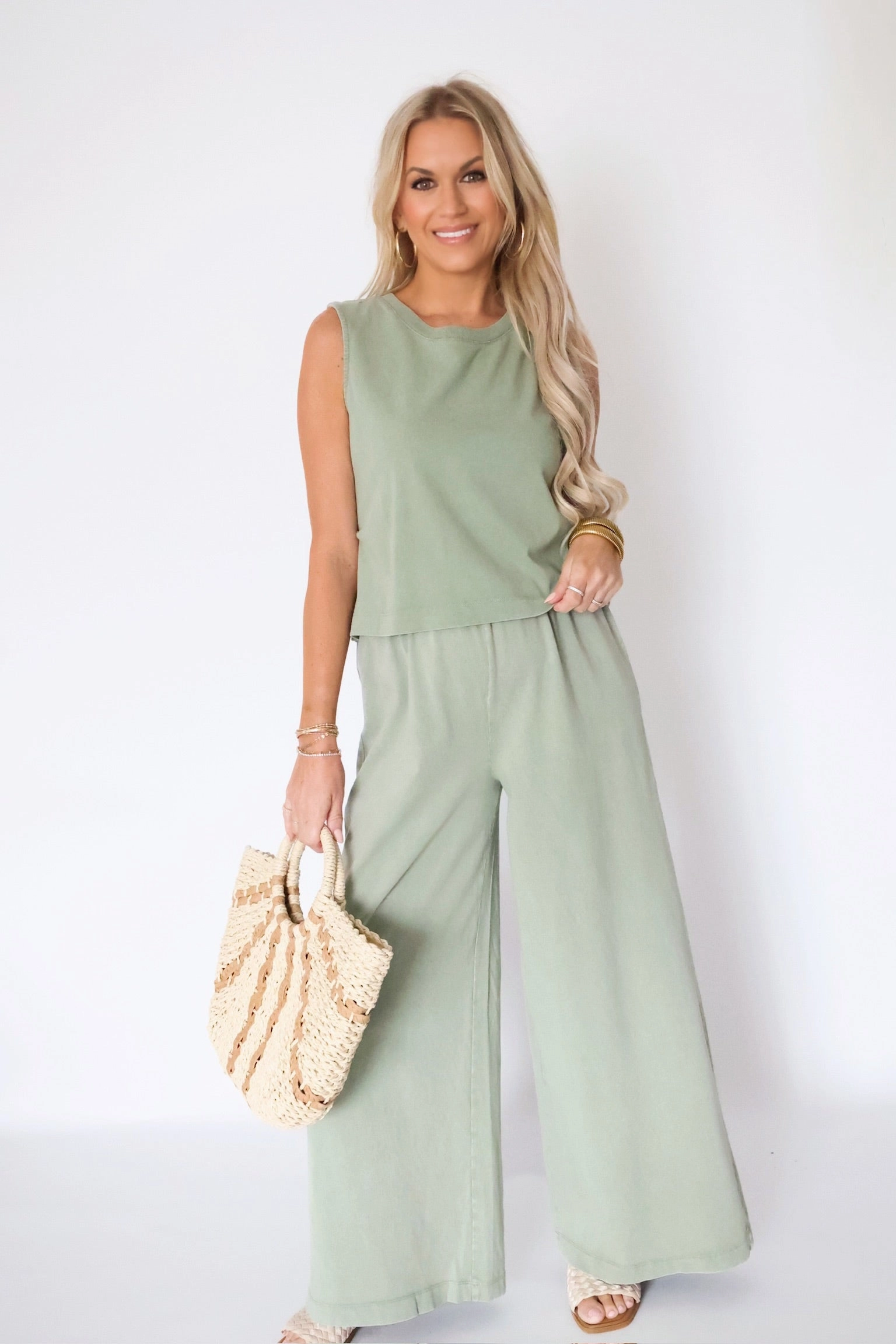 Scout Jersey Flare Pant - Avocado MoistureWicking Fabric