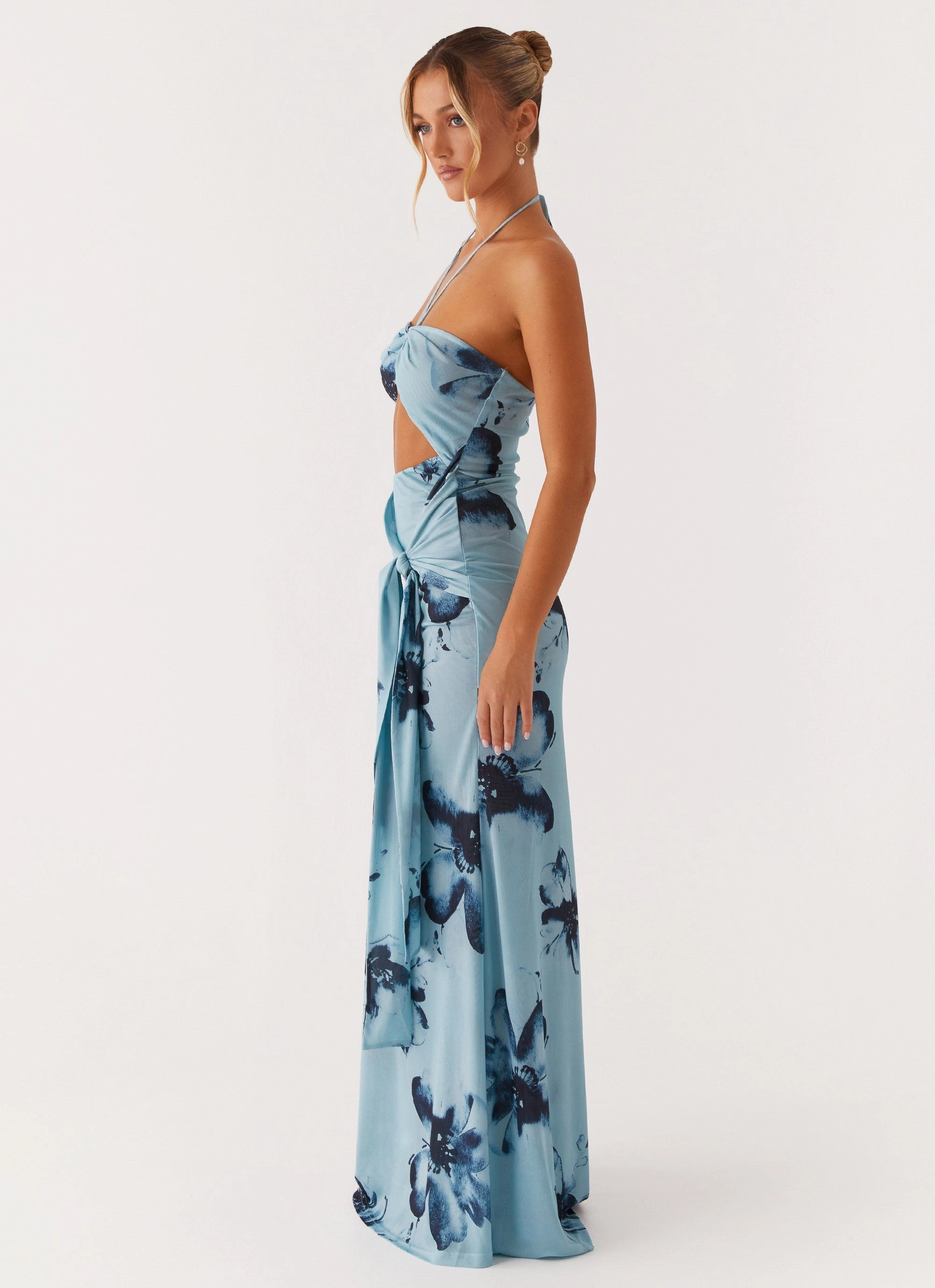 Antonia Maxi Dress - Black Blue Floral Lounge Mood Sunny Lace