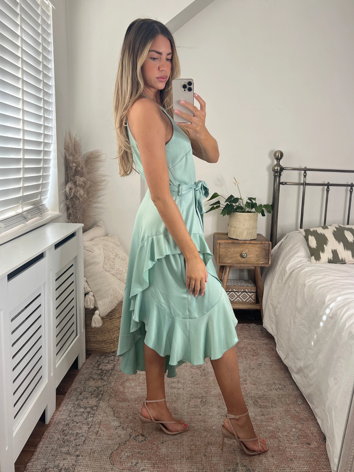 Ariana Halter Frill Dress / Sage Beauty Feel Fashionable Touch