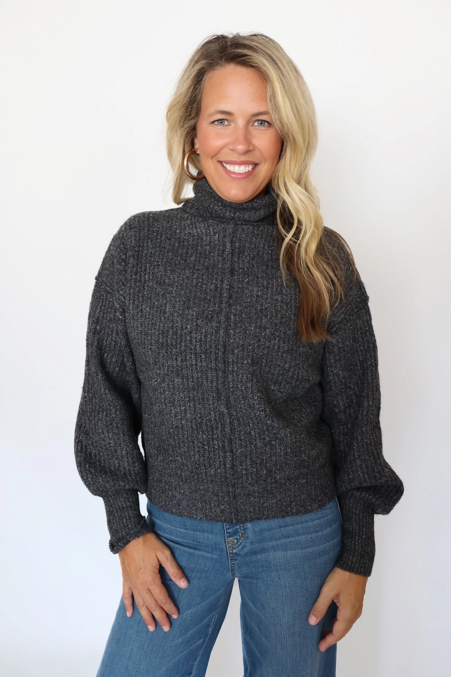 Ariana Sweater- Black (FINAL SALE) Recycled Polyester Material