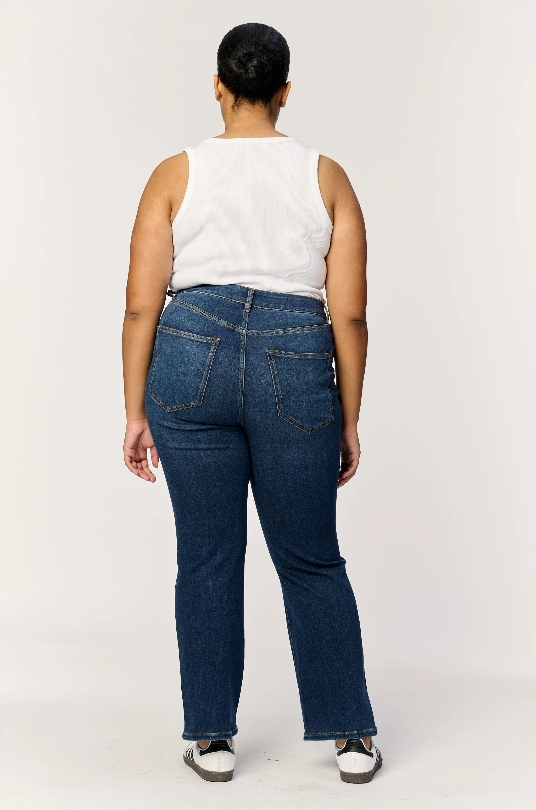 ASE PLUS STRETCH - STRAIGHT | VROOM