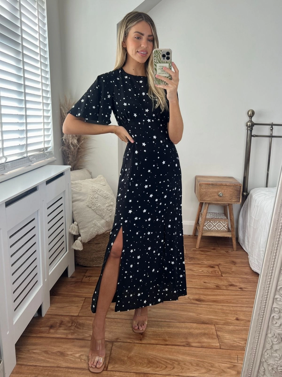 Bailey Angel Sleeve Midi Dress / Star Print All-day Comfort Romantic Soft