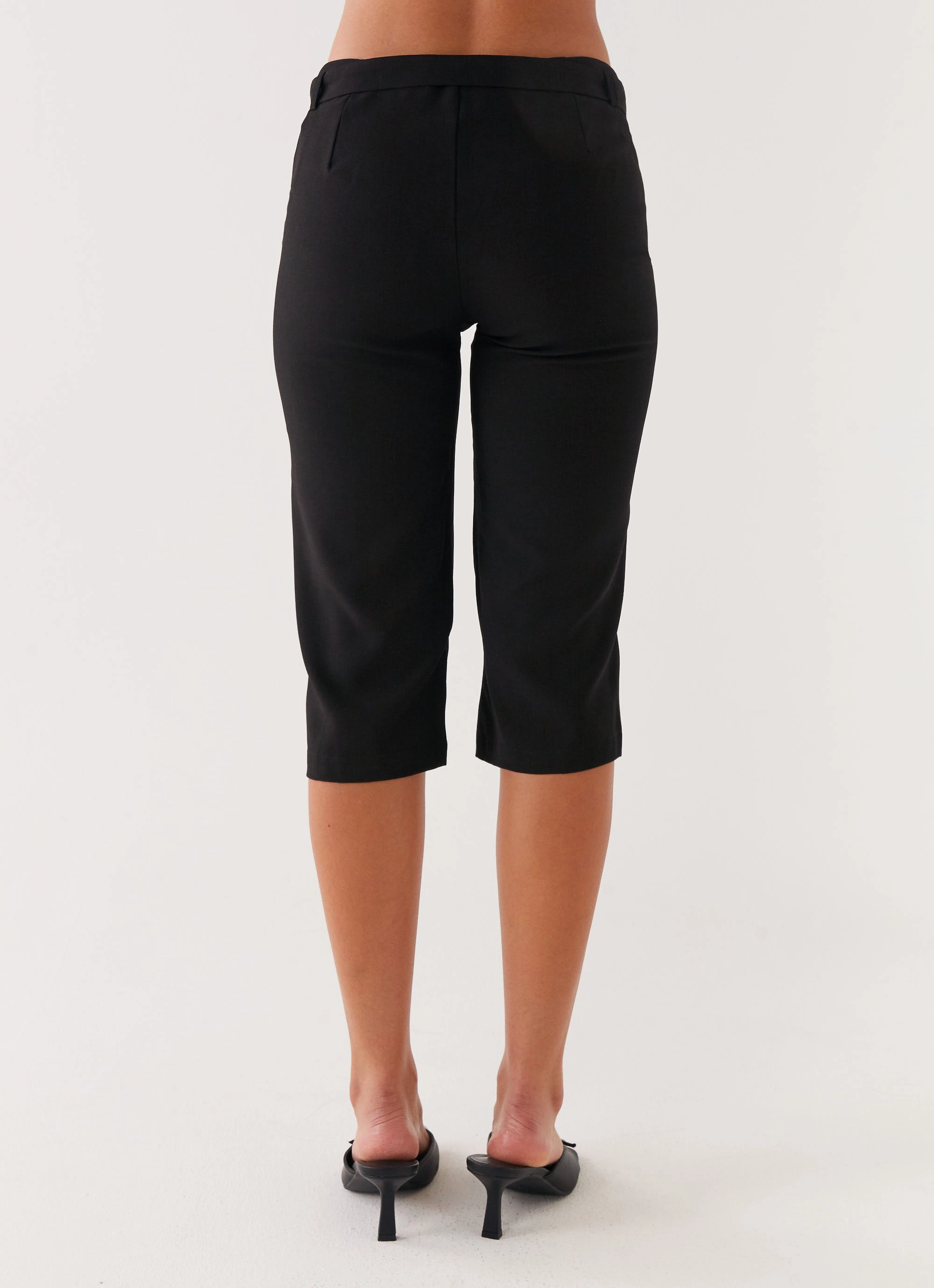 Banks Capri Pants - Black Abrasion resistant Stain Release Finish