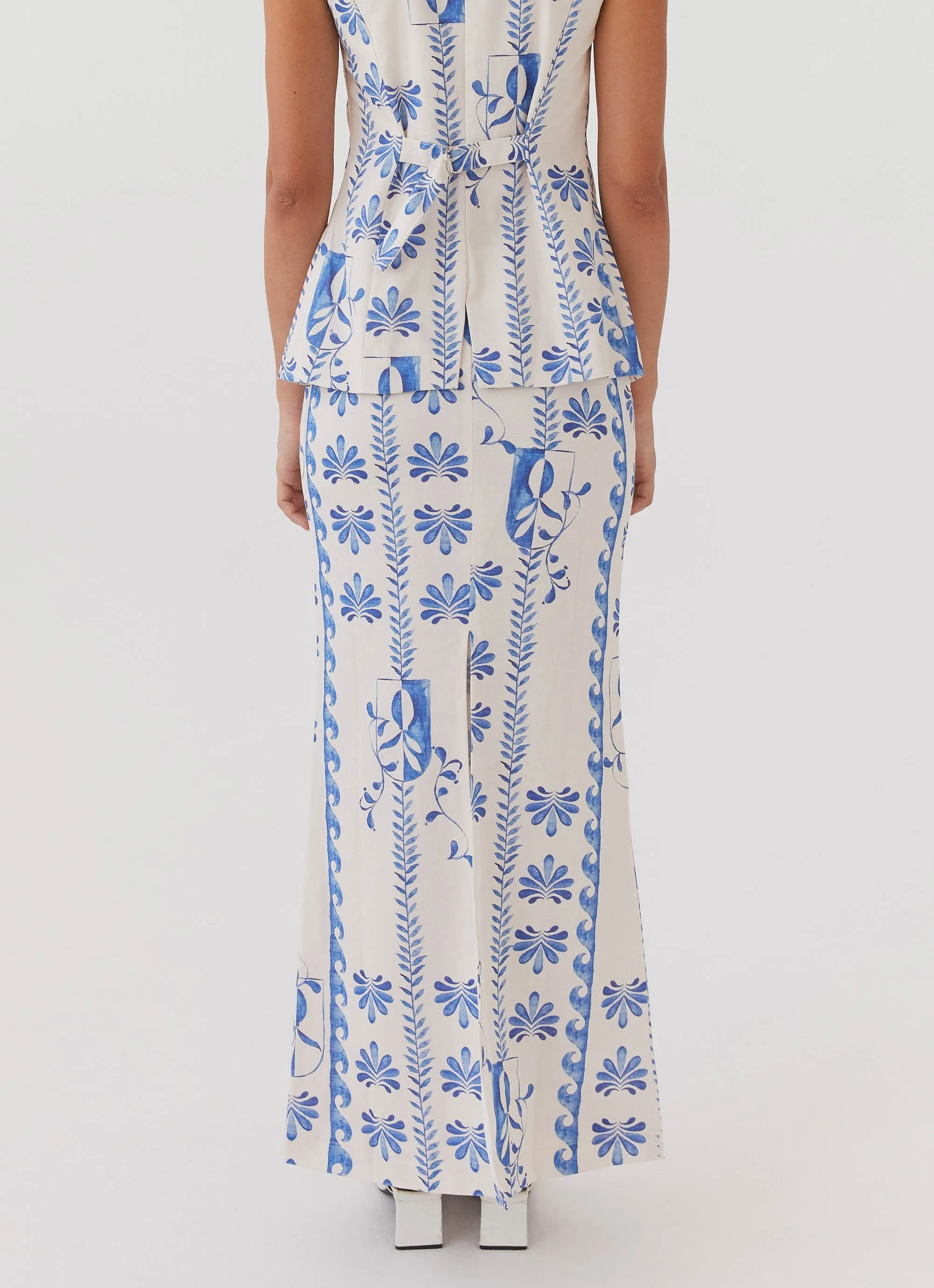 Lightwear Look Velvet Finish Born For Bordeaux Linen Midi Skirt - Floral Wave