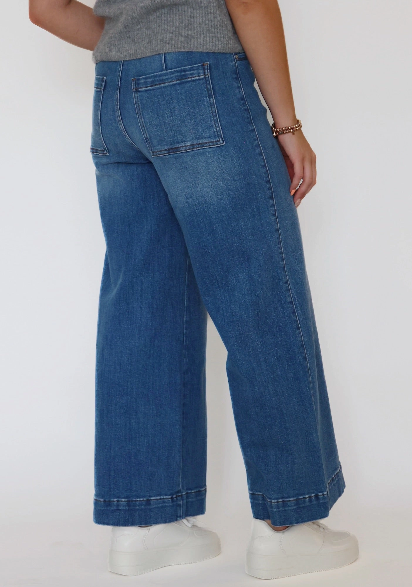 Temperature Regulating Textile Brianna Jeans
