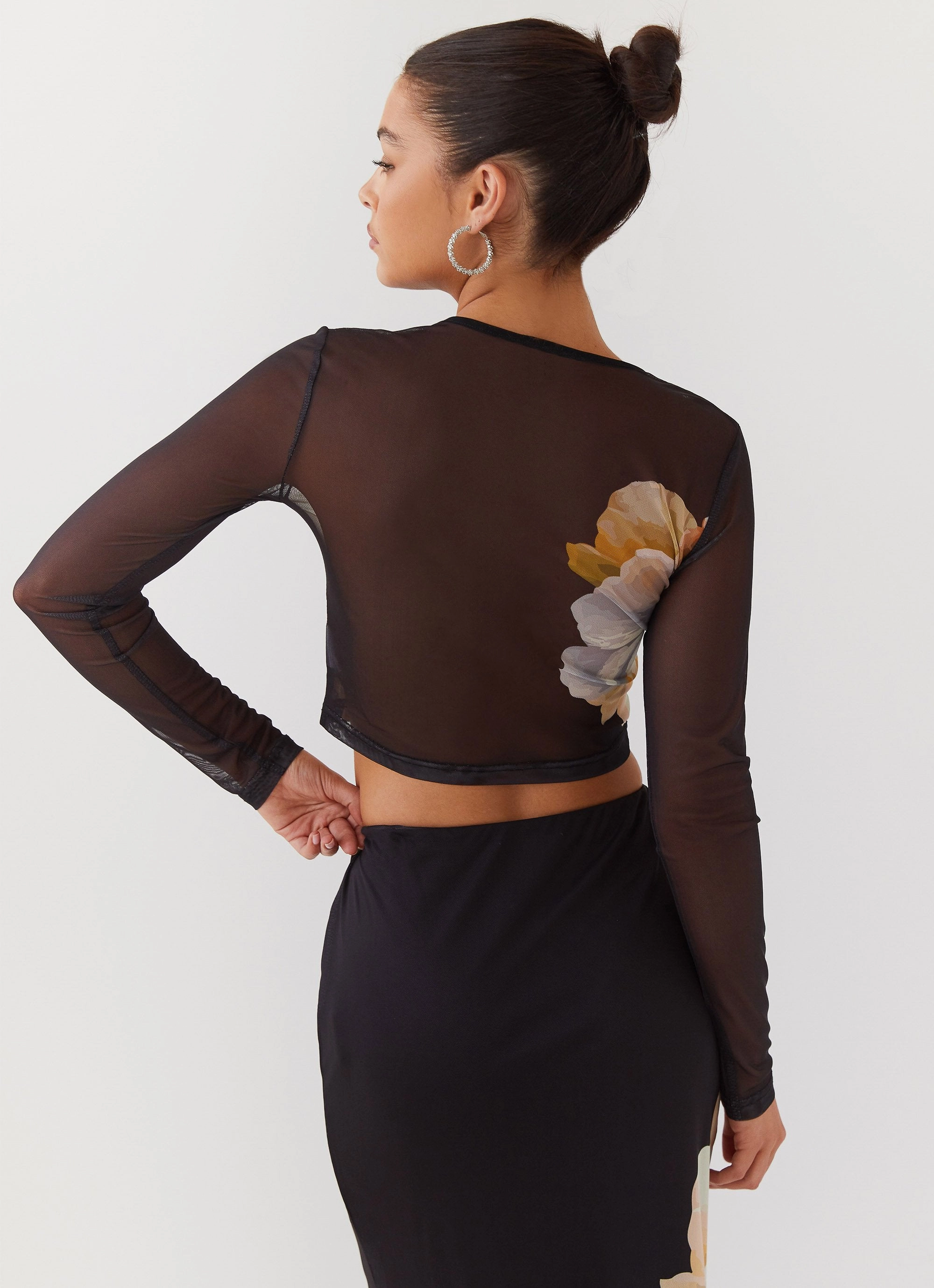 Chain Reaction Mesh Long Sleeve Top - Black Orchid Hypoallergenic Interior Comfort Focused Design