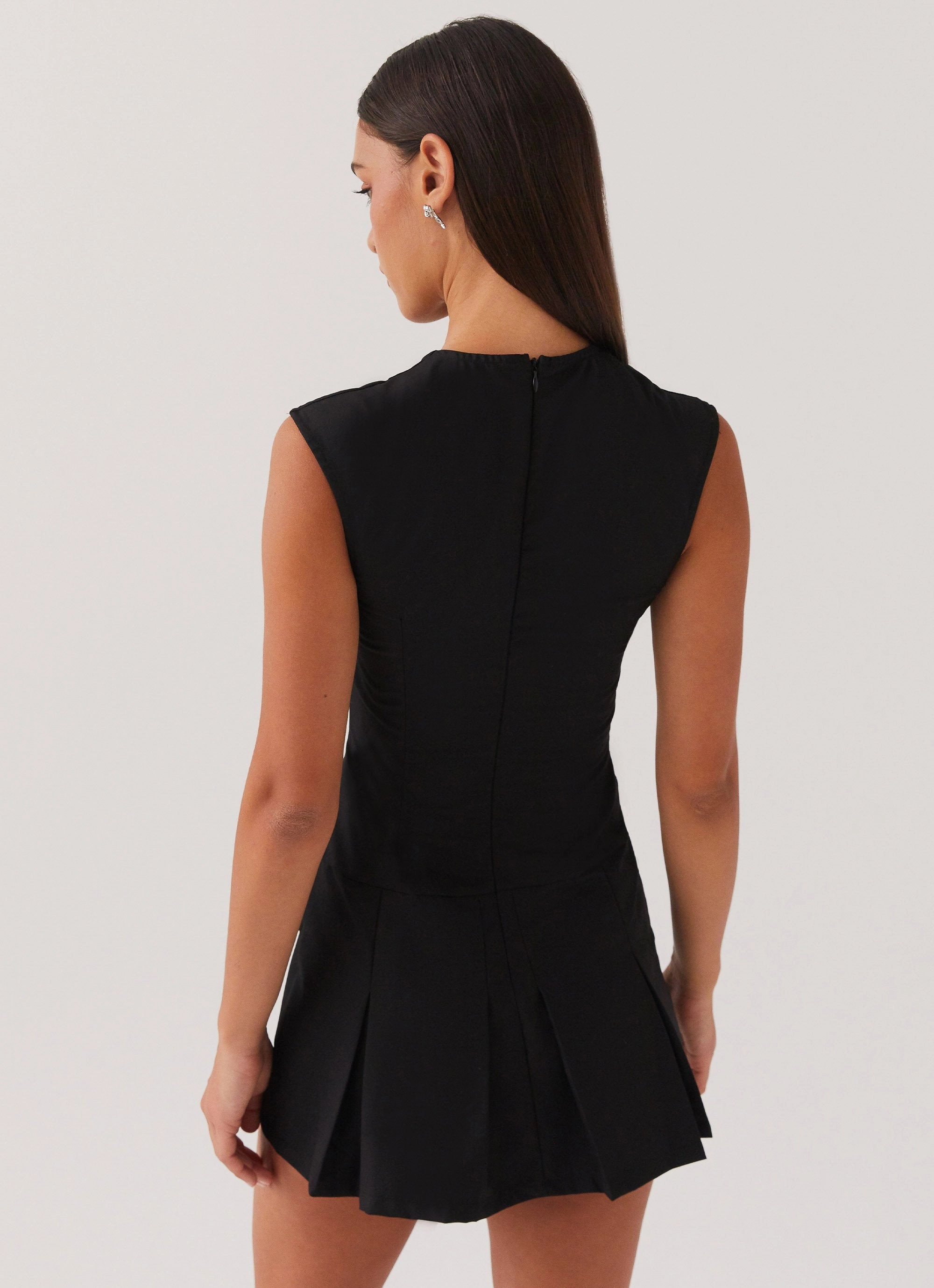 Cassia Mini Dress - Black Fresh Appeal Straight-Cut