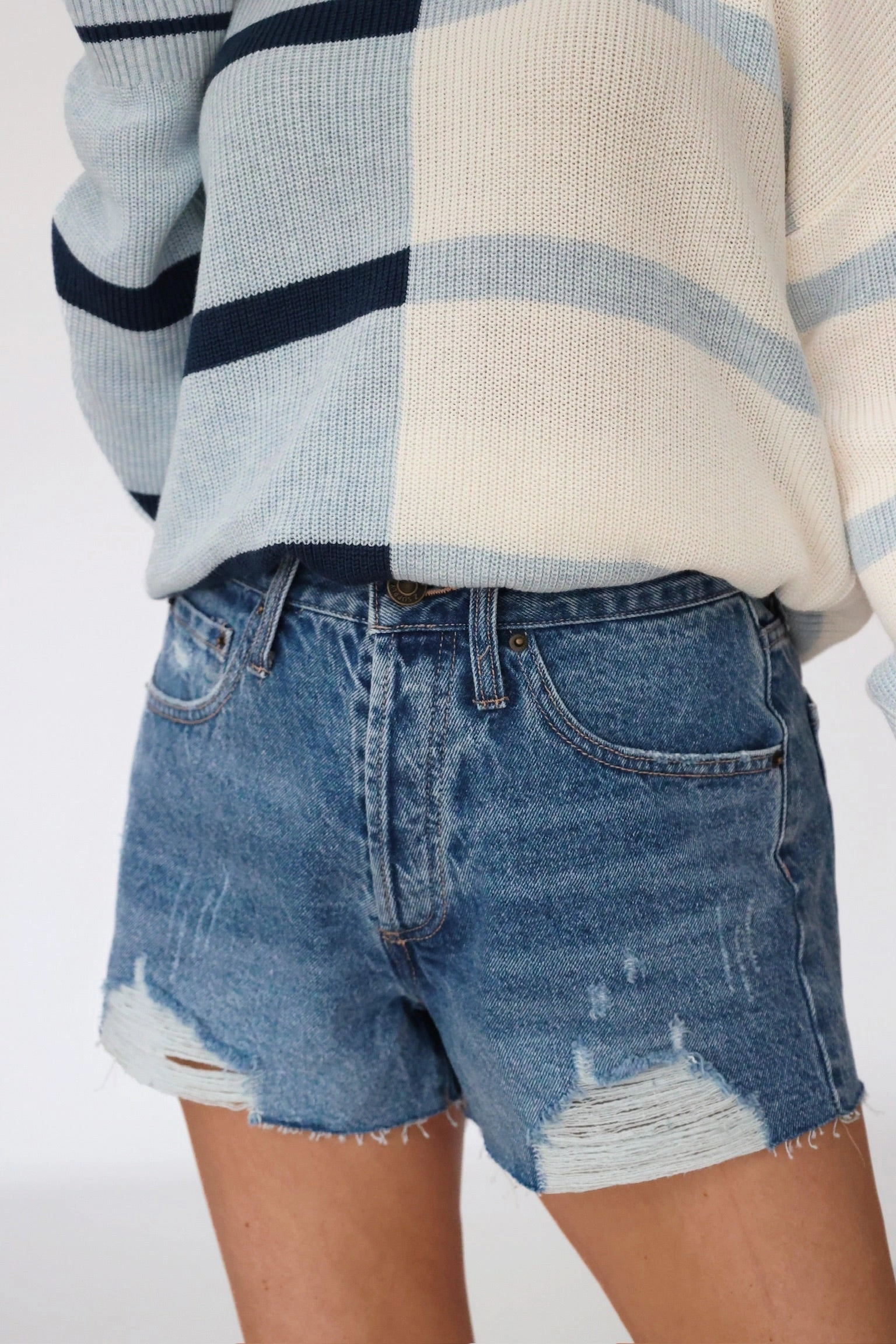 Classic Hi-Rise Denim Short - Vintage Indigo(FINAL SALE) Thermal Regulation Technology Non Irritating Seams