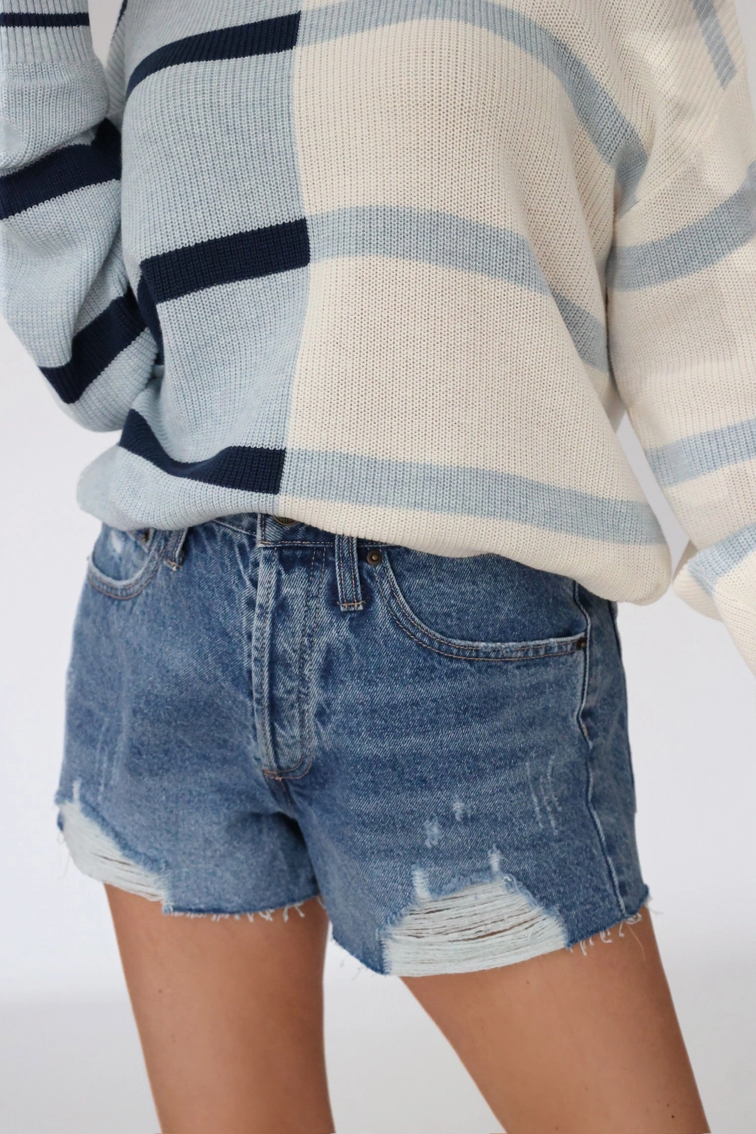 Classic Hi-Rise Denim Short - Vintage Indigo(FINAL SALE) Airflow Weave Pattern