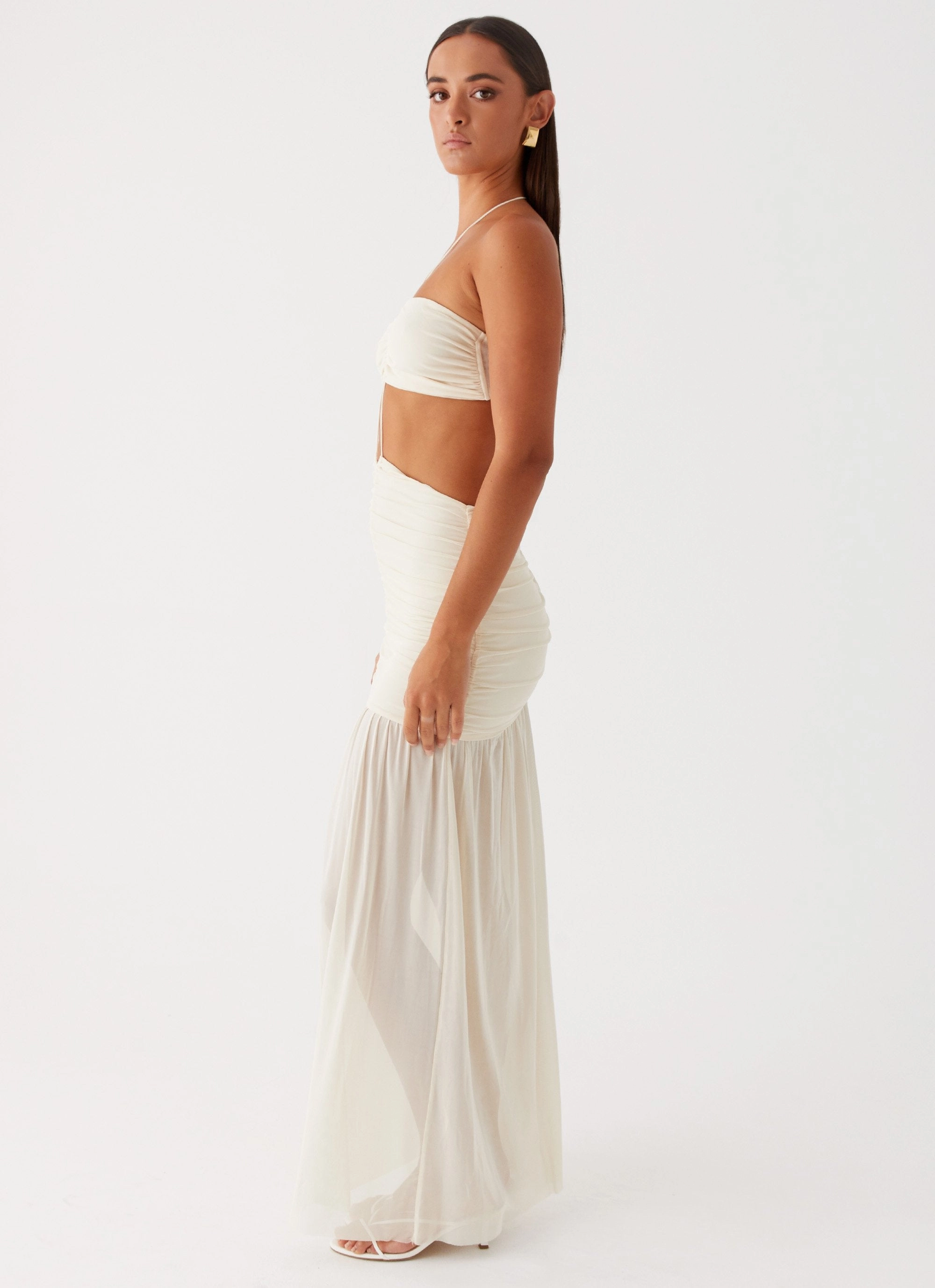 Clover Cut Out Maxi Dress - Lemon Body Fit