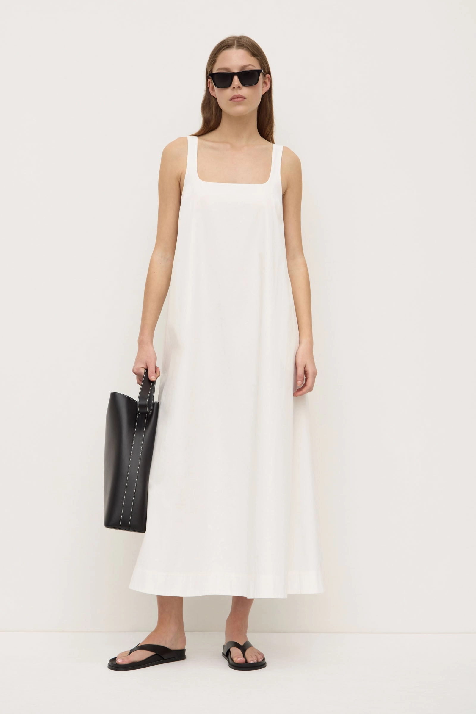 Becca Maxi Dress Compact Fit Simple yet sophisticated gown