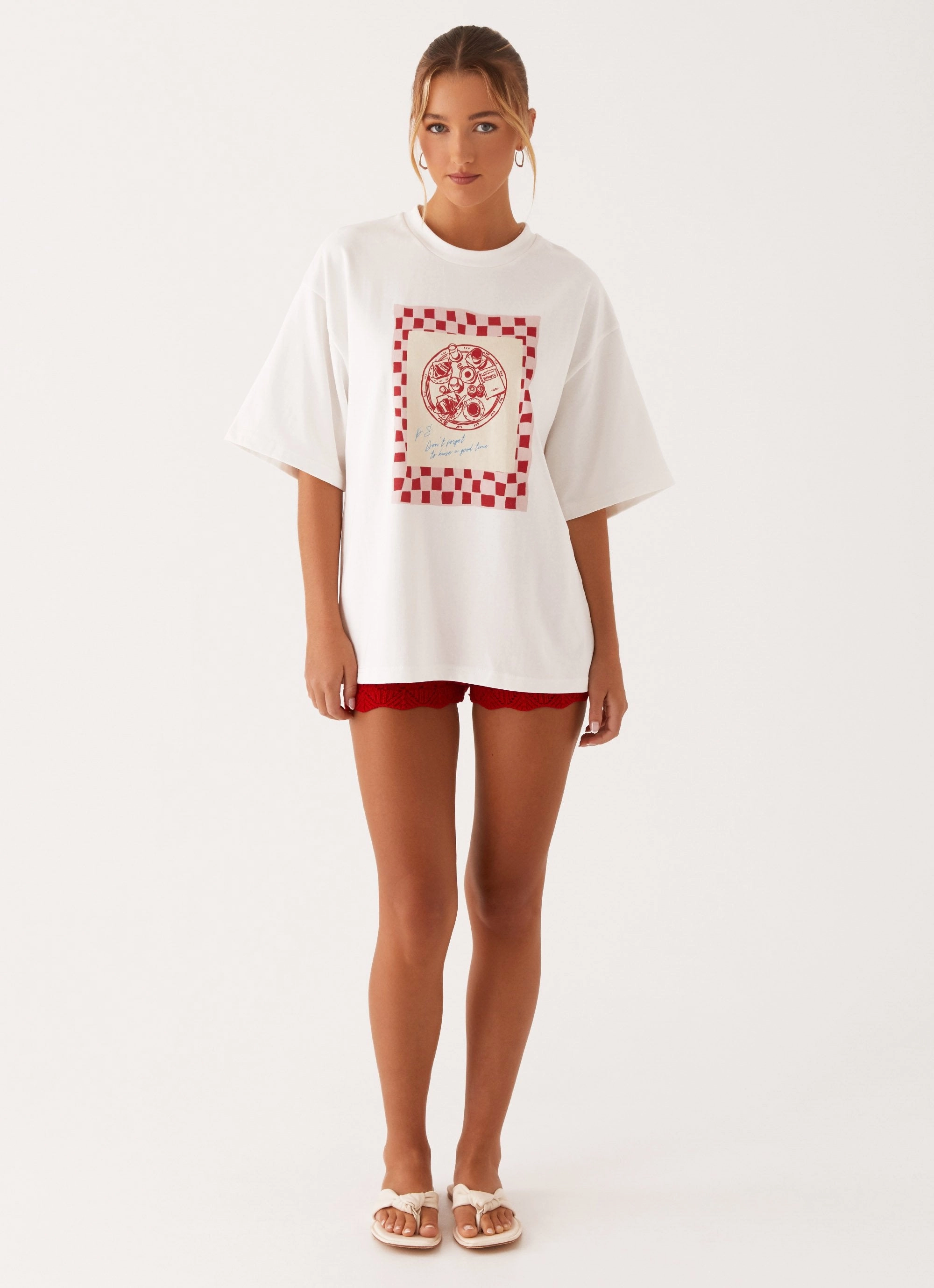 Smart Comfort Oakley Low Rise Crochet Mini Shorts - Red