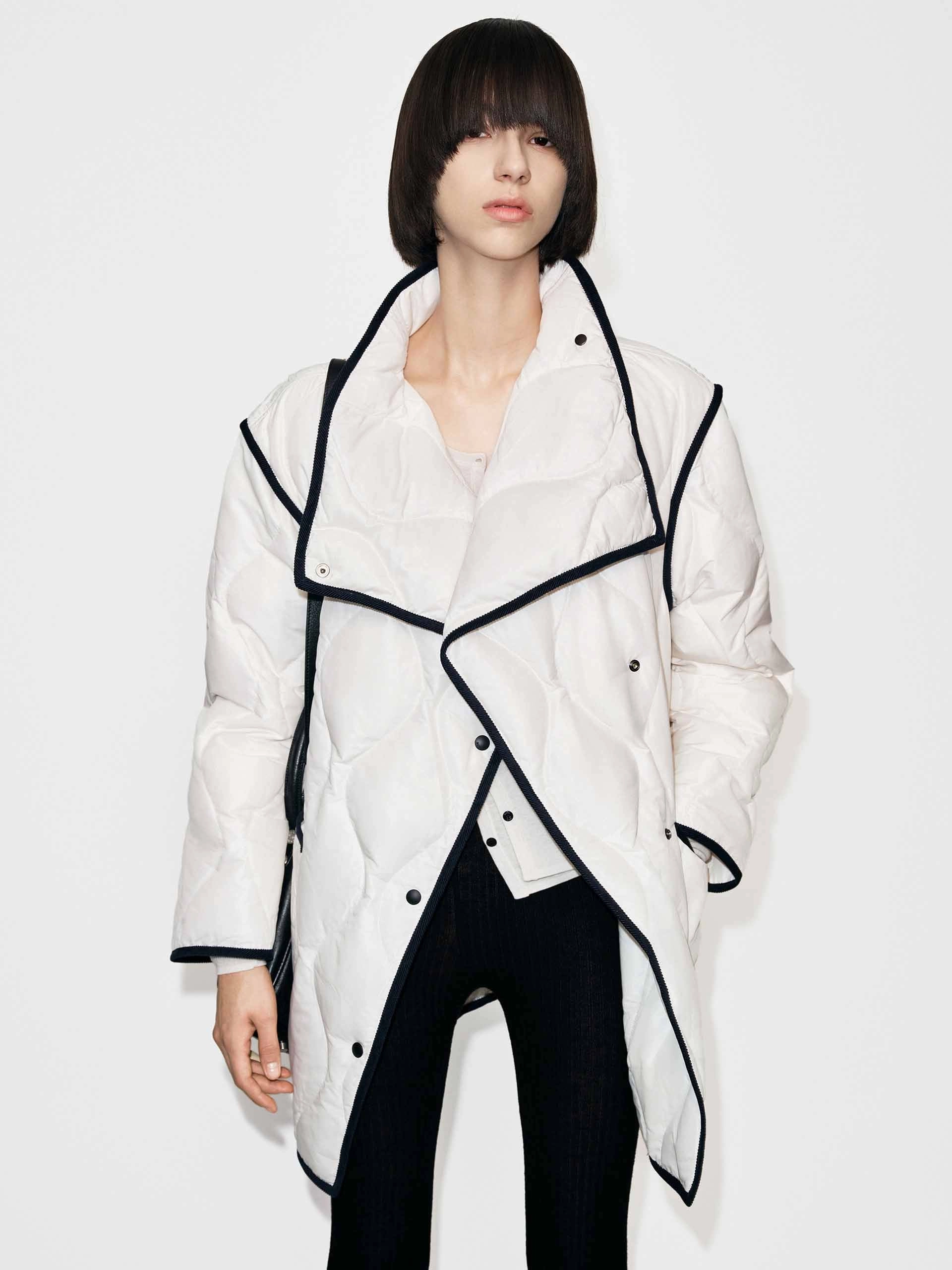 Airy Cloth Contrast Trim Down Jacket