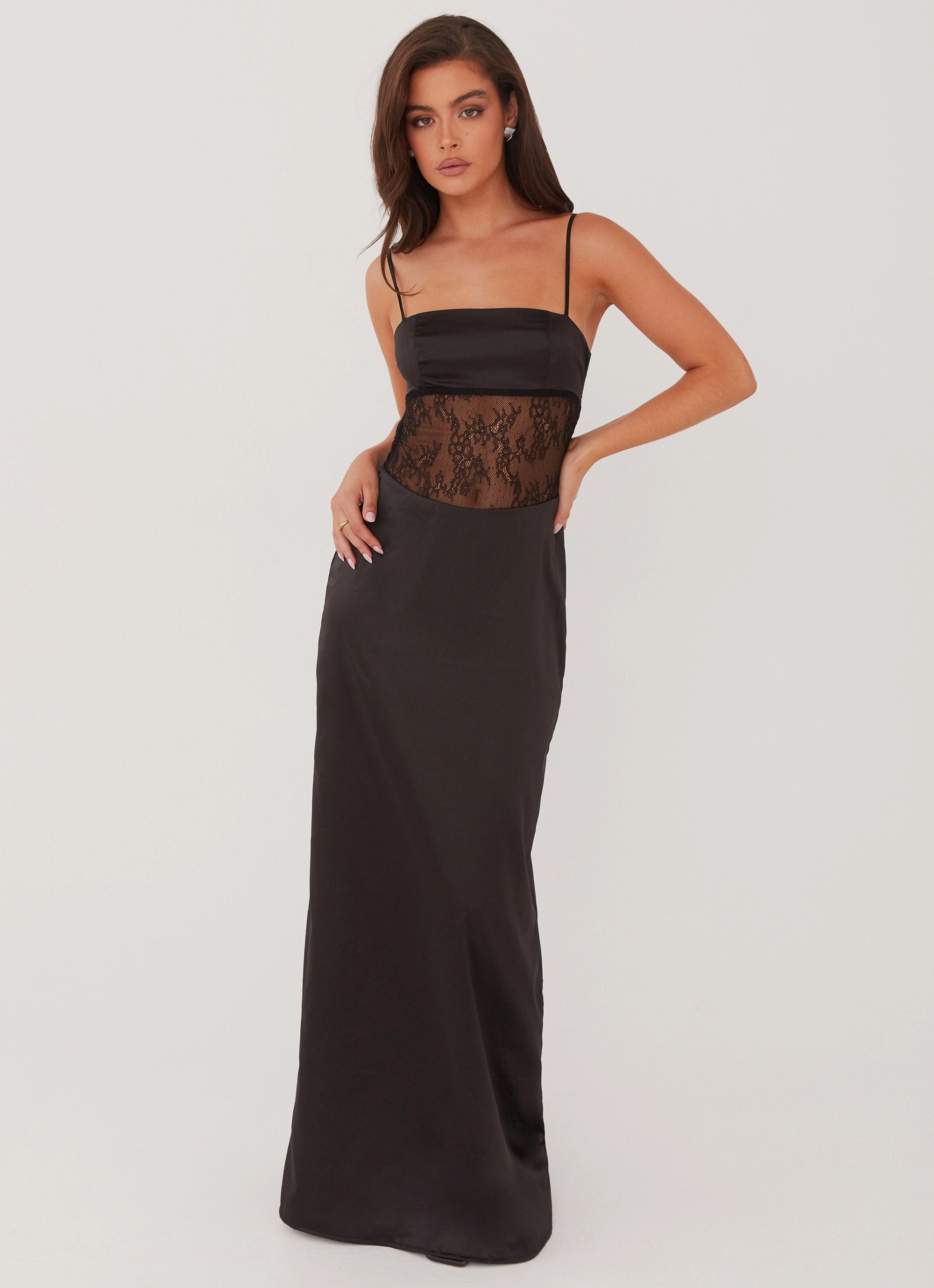 Floral design Bold Mood Palais Royale Lace Maxi Dress - Black