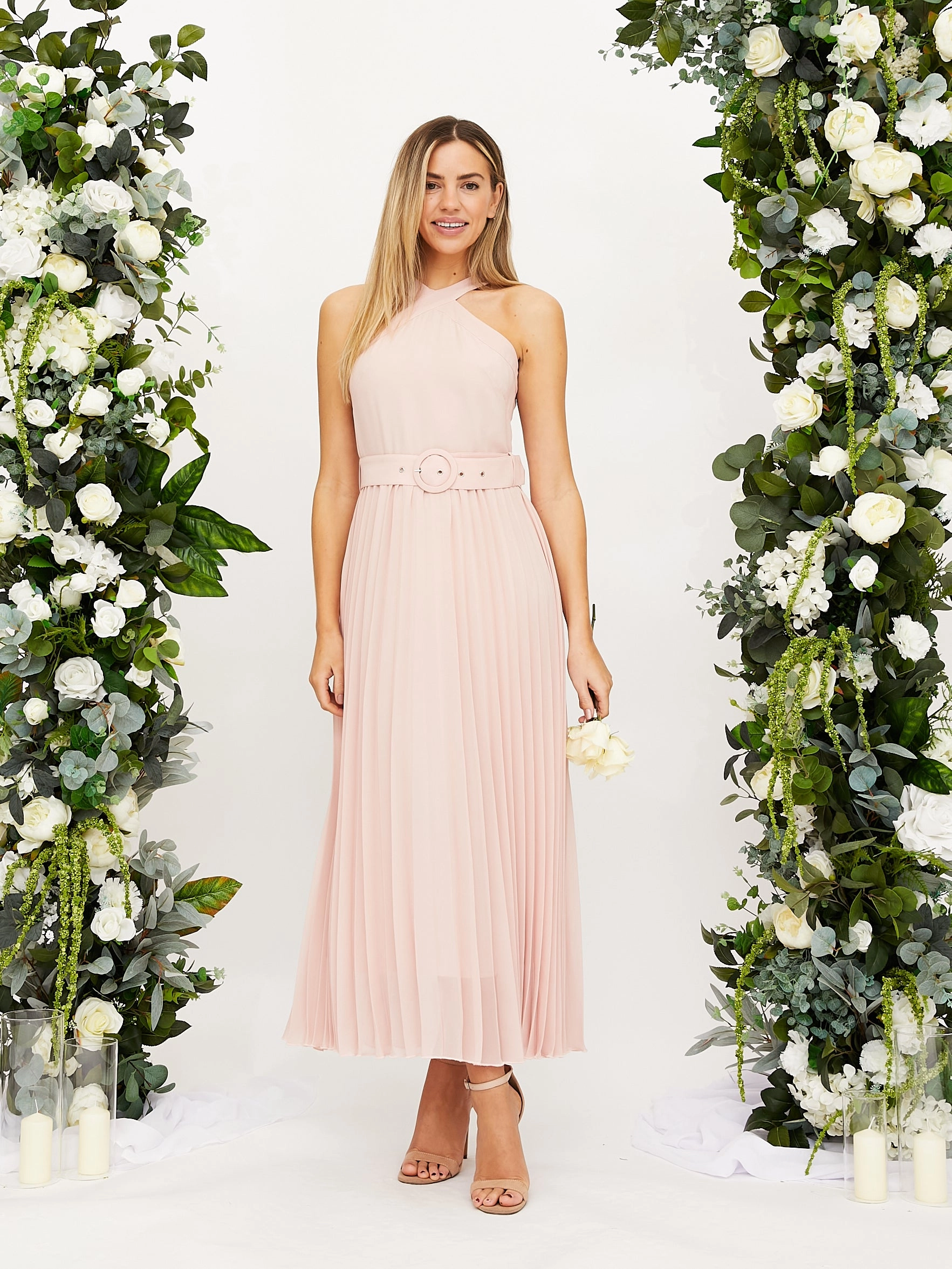 Cross Neck Pleated Midaxi Chiffon Dress / Blush Fresh Texture Quick Outfit