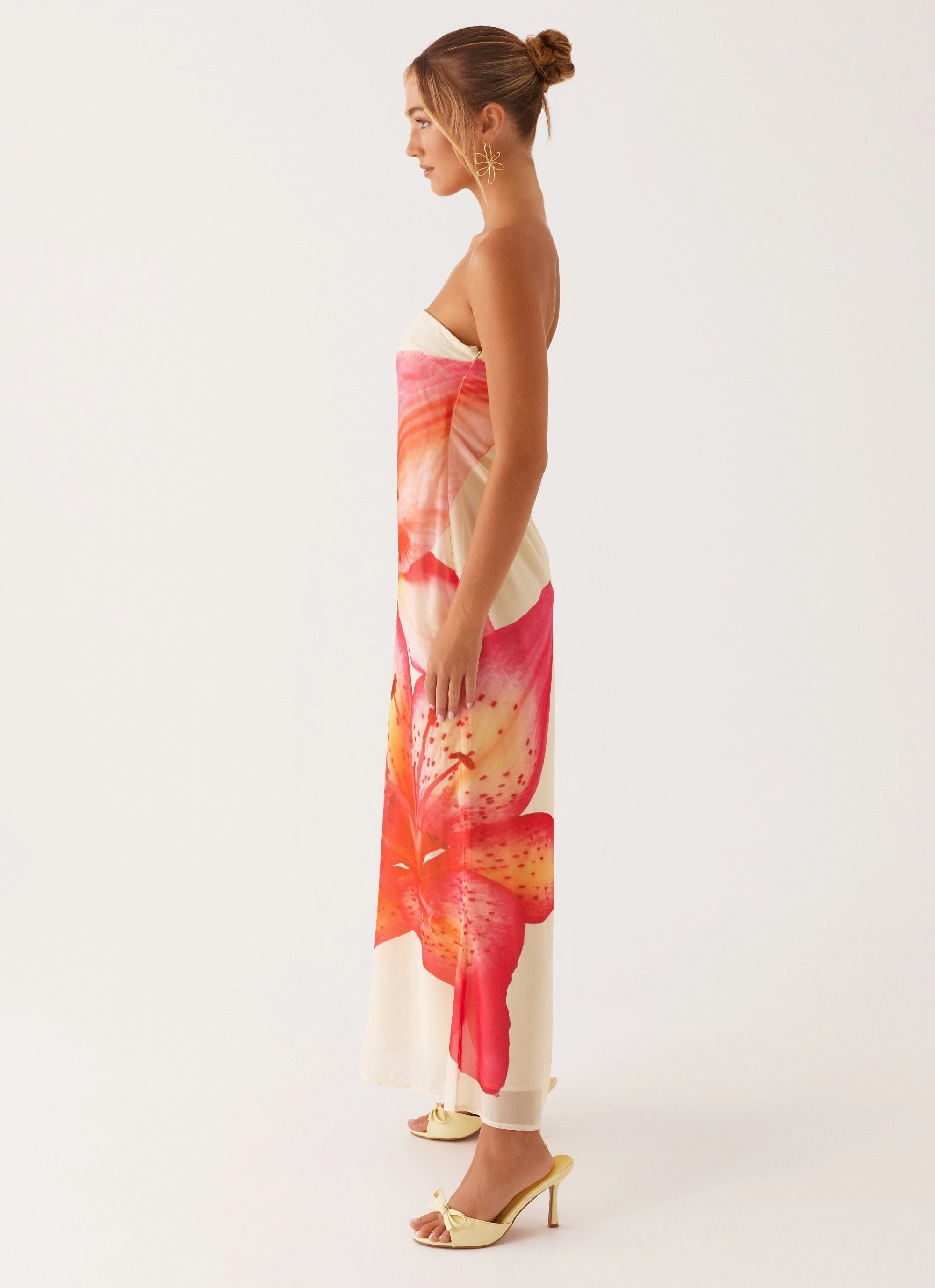 Cruise-Wear Easy Look Darcy Maxi Dress - Yellow Floral