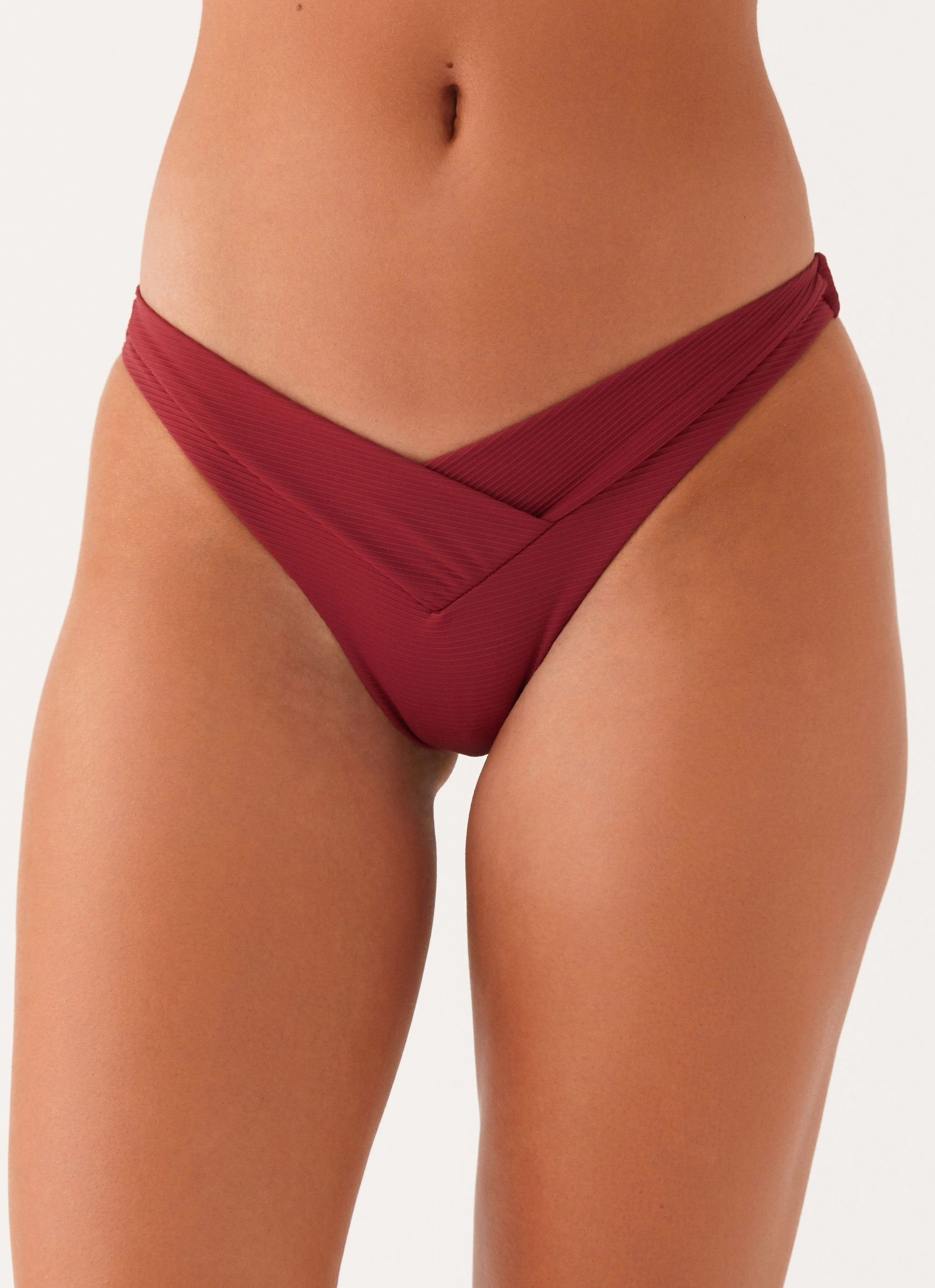 Delta Bikini Bottoms - Mulberry Non Chafing Seams