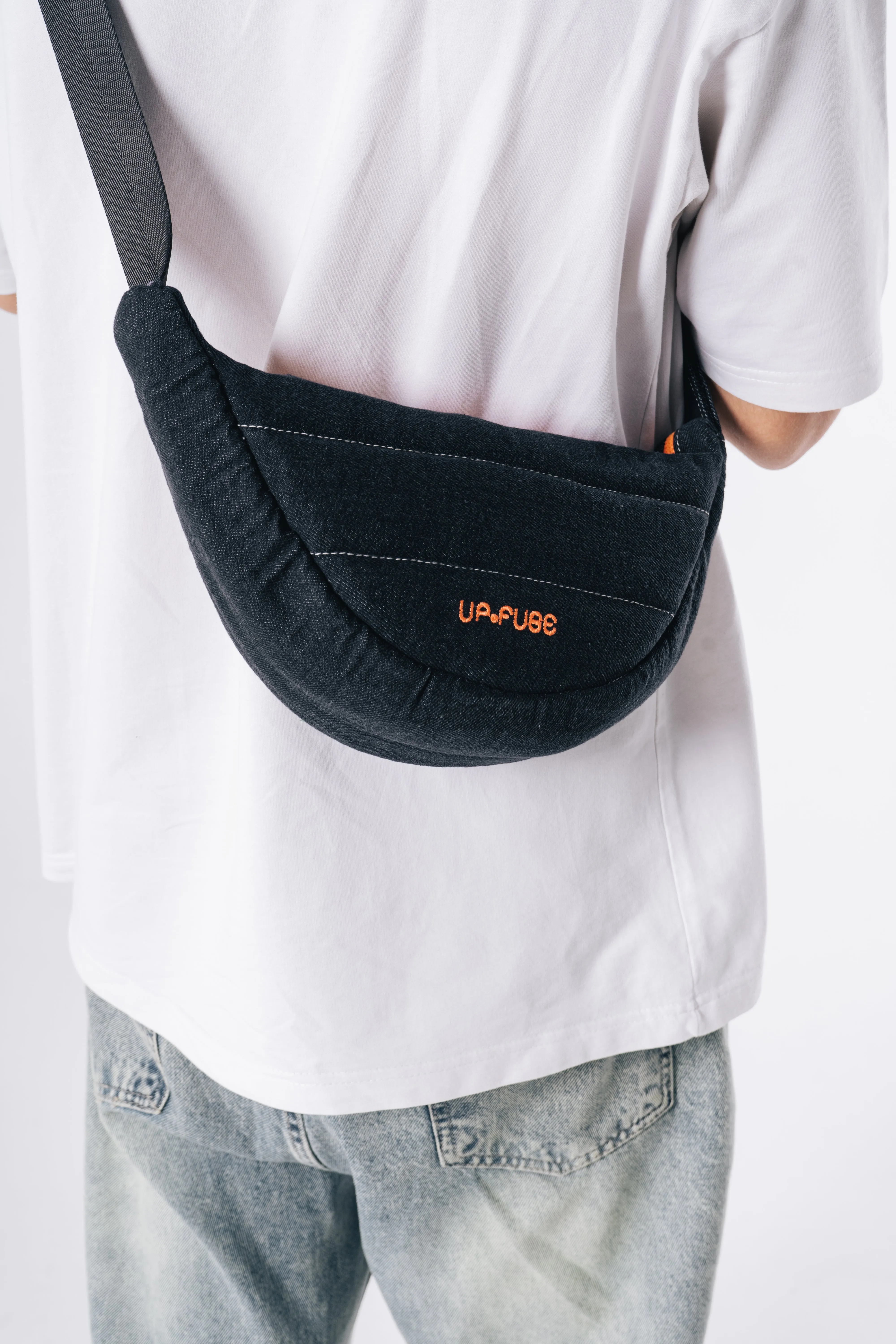 Denim Affair Cross Bag in Black