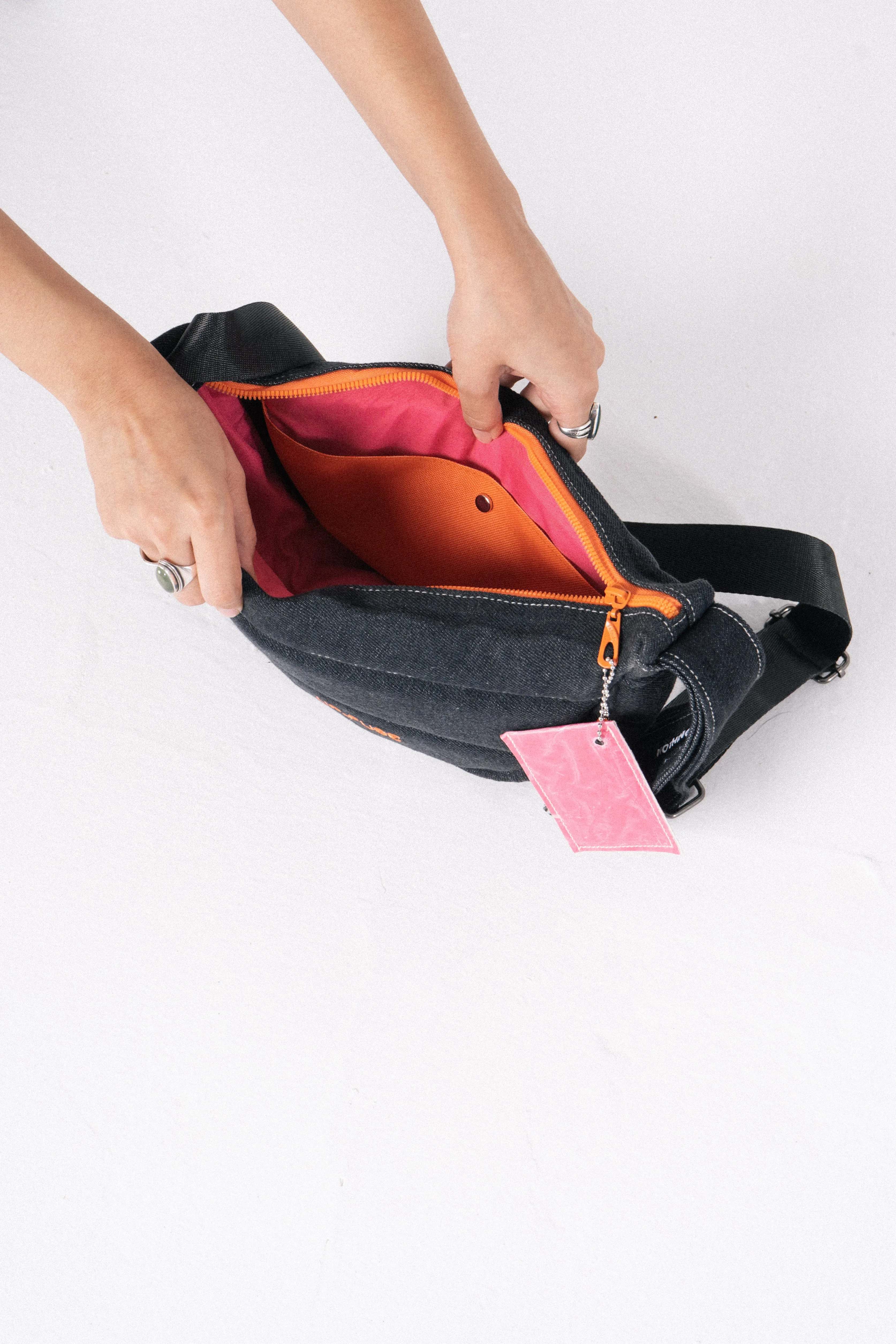 Denim Affair Cross Bag in Black