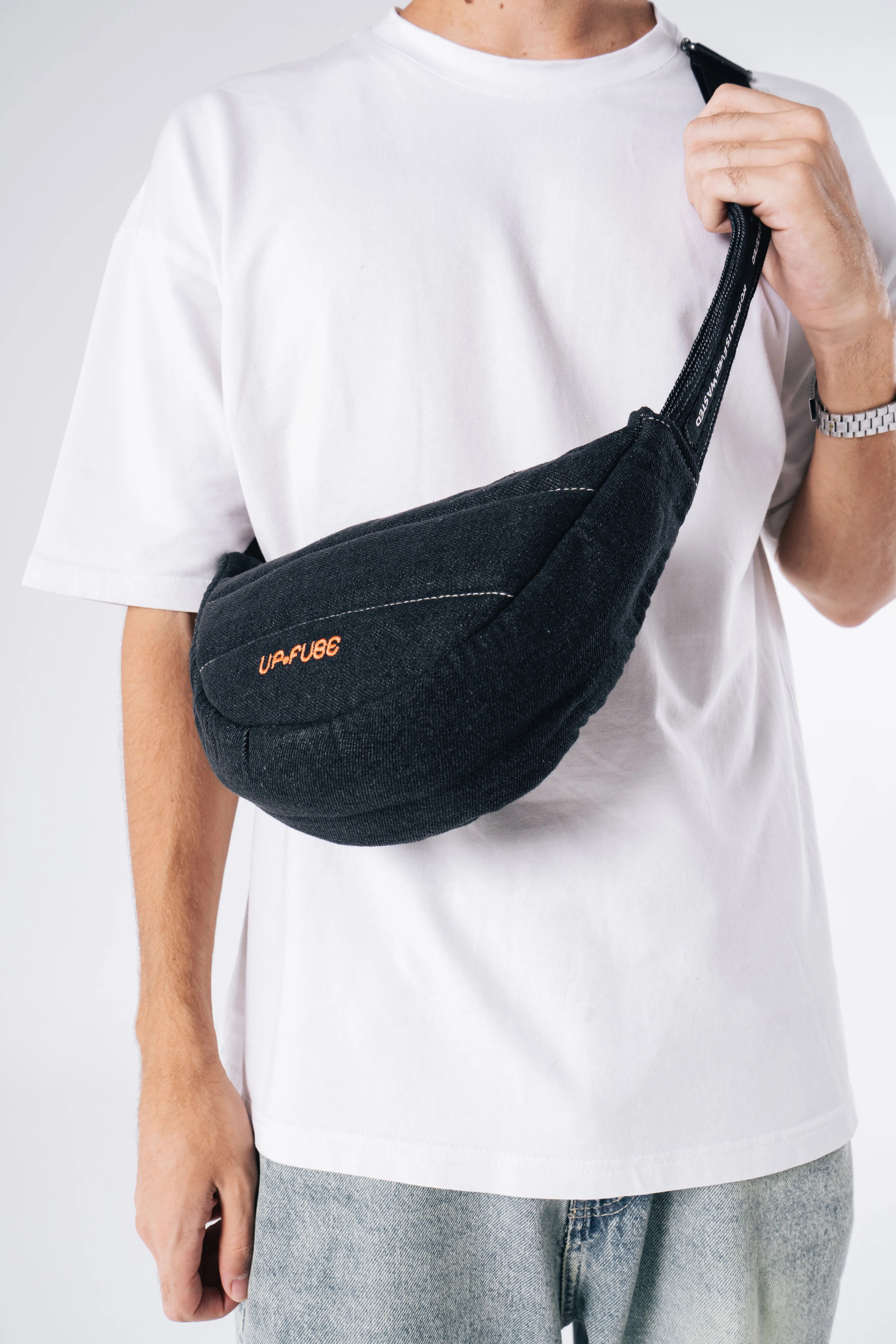 Denim Affair Cross Bag in Black