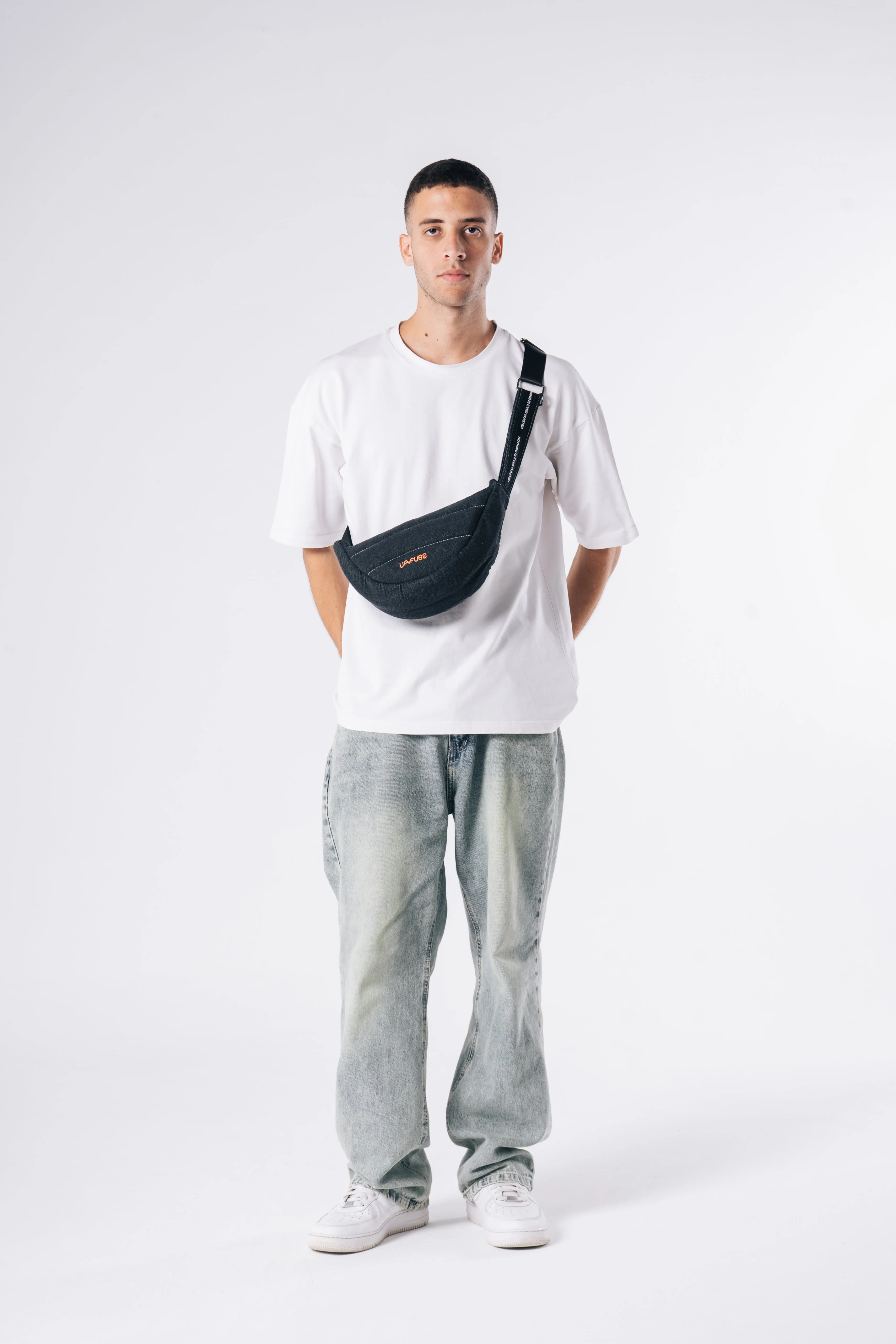 Denim Affair Cross Bag in Black