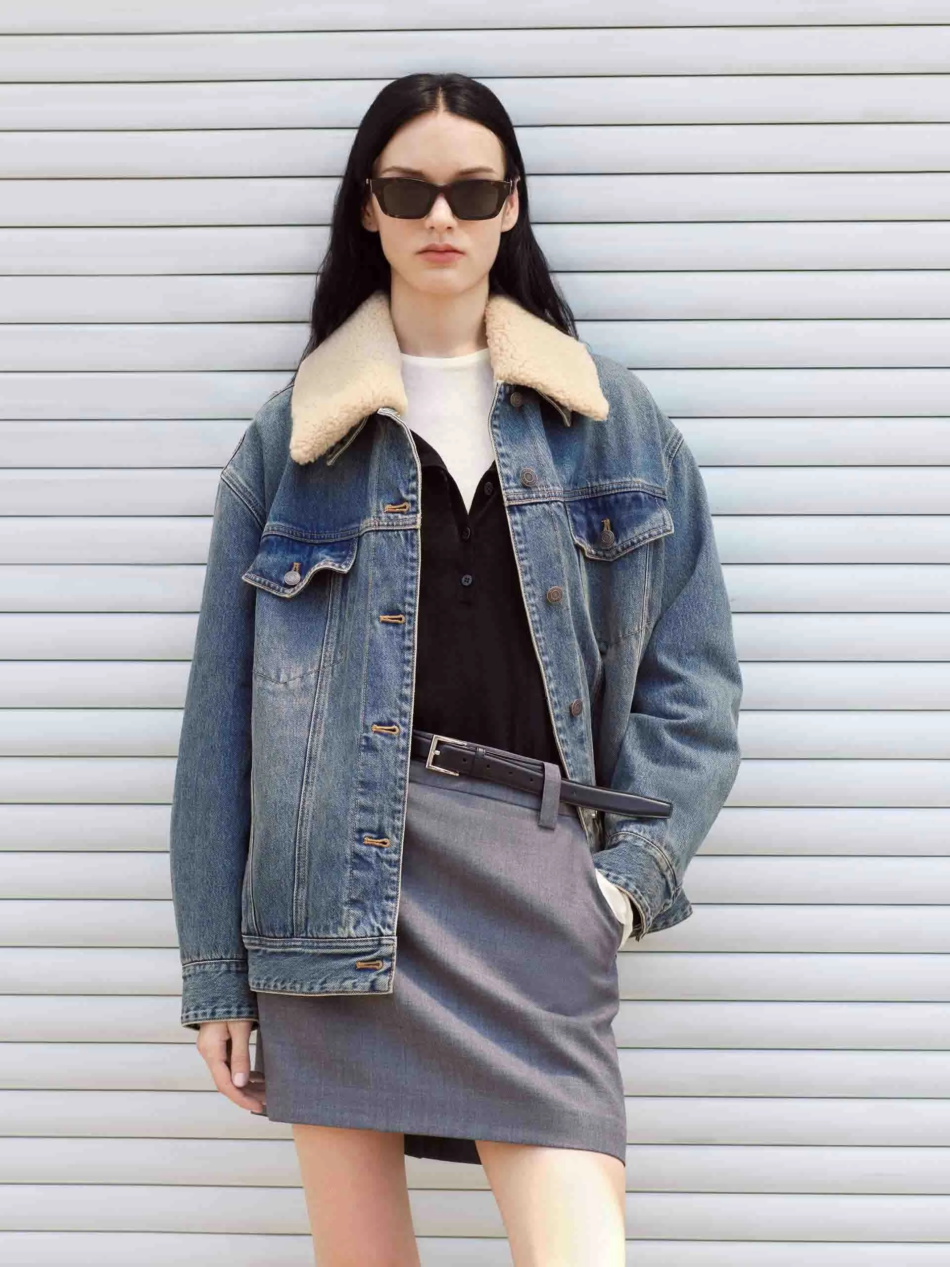 Detachable Collar Denim Jacket Heavy Duty Zippers Zippered Pockets