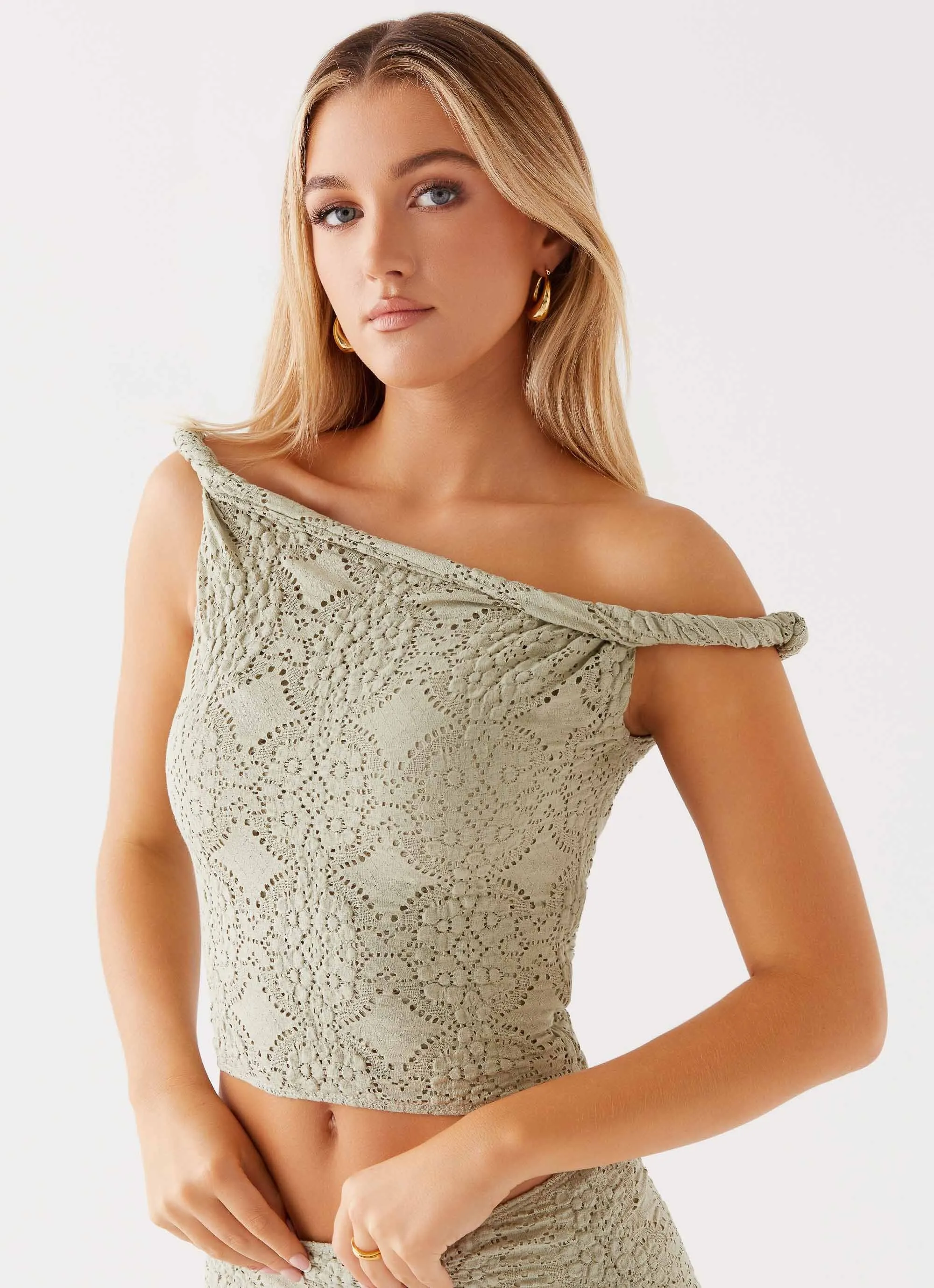 Simple Shirt LightweightFabric Diamond Sky Top - Sage