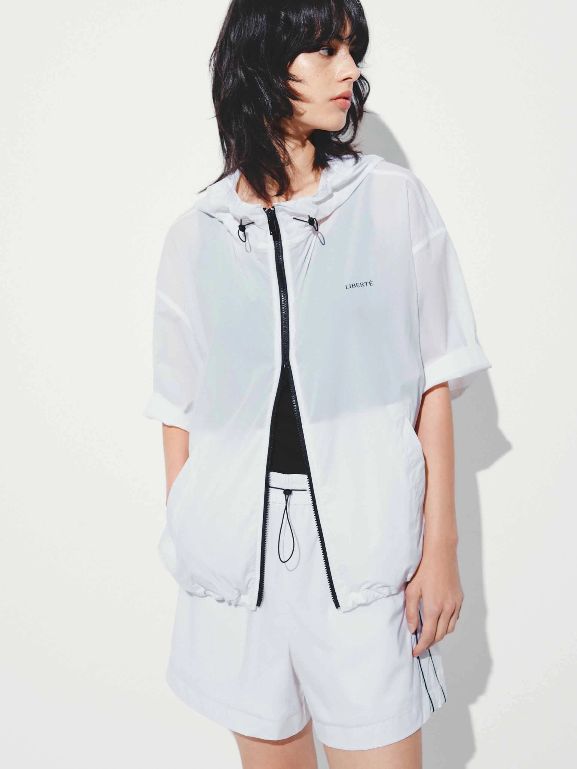 Noise Free Fabric Drawstring Hem Hooded Coat