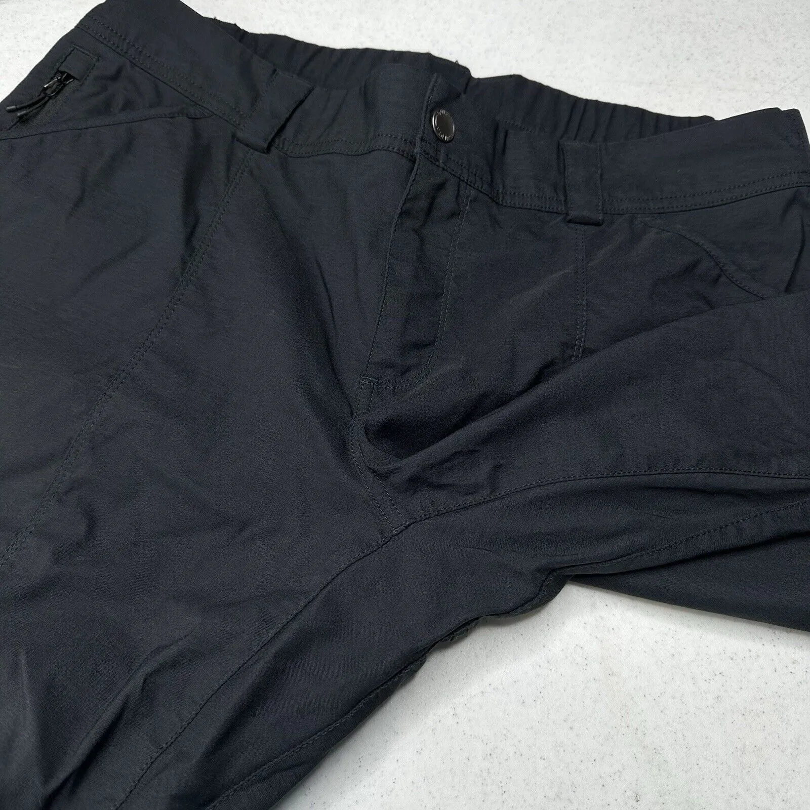 Duluth Trading Pants 14x29 Dry On The Fly Convertible Black Hiking Roll Up EUC