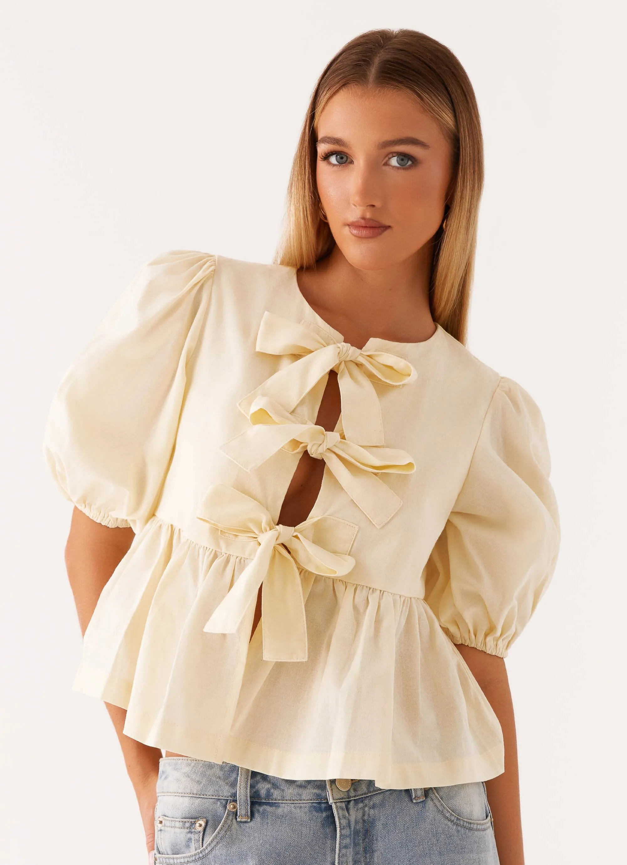 Western Wind Tie Top - Yellow Wide Shoulder Cut Heather Effect Finish