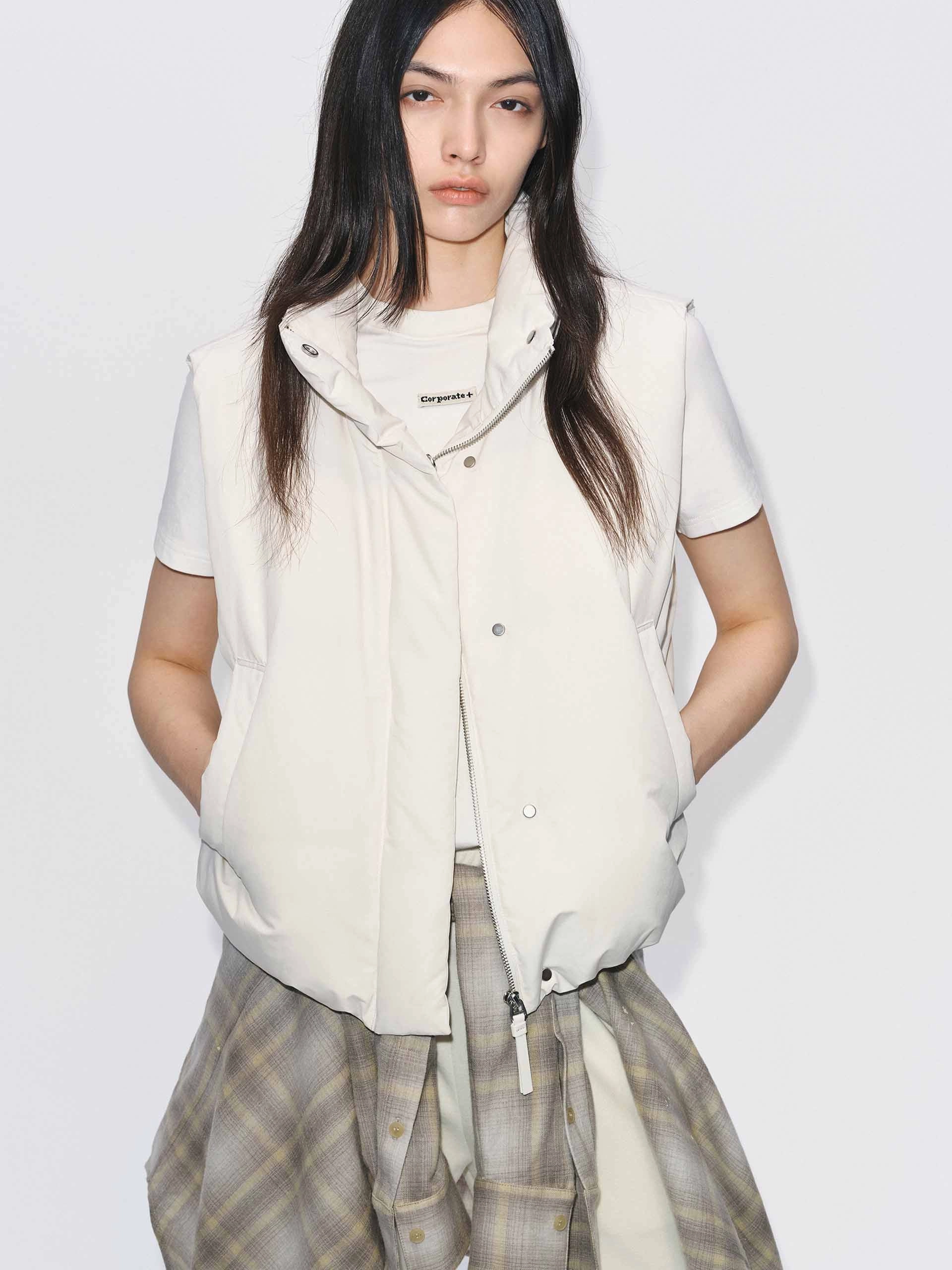 Slim Tailored Sleeveless Cropped Down Jacket