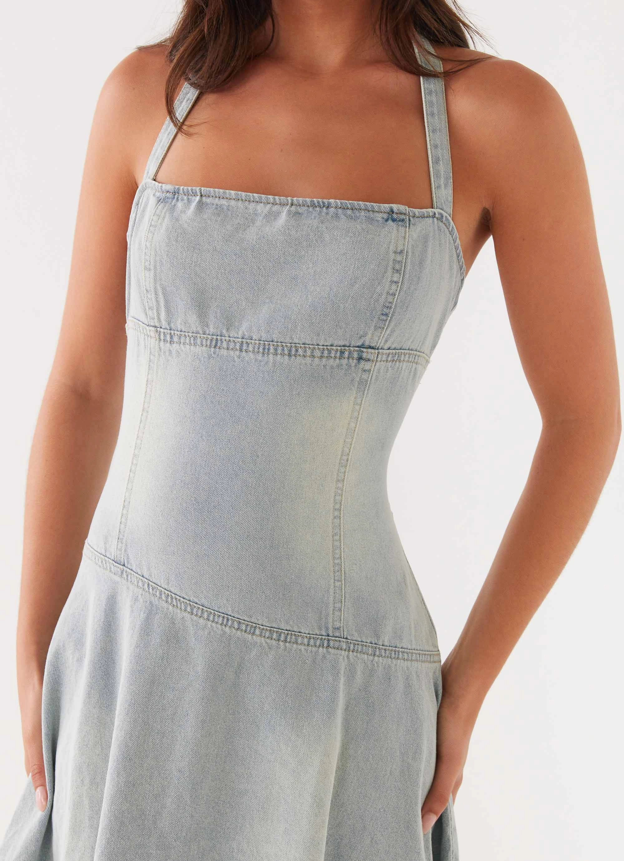 budget-friendly Tanisha Denim Midi Dress - Washed Blue