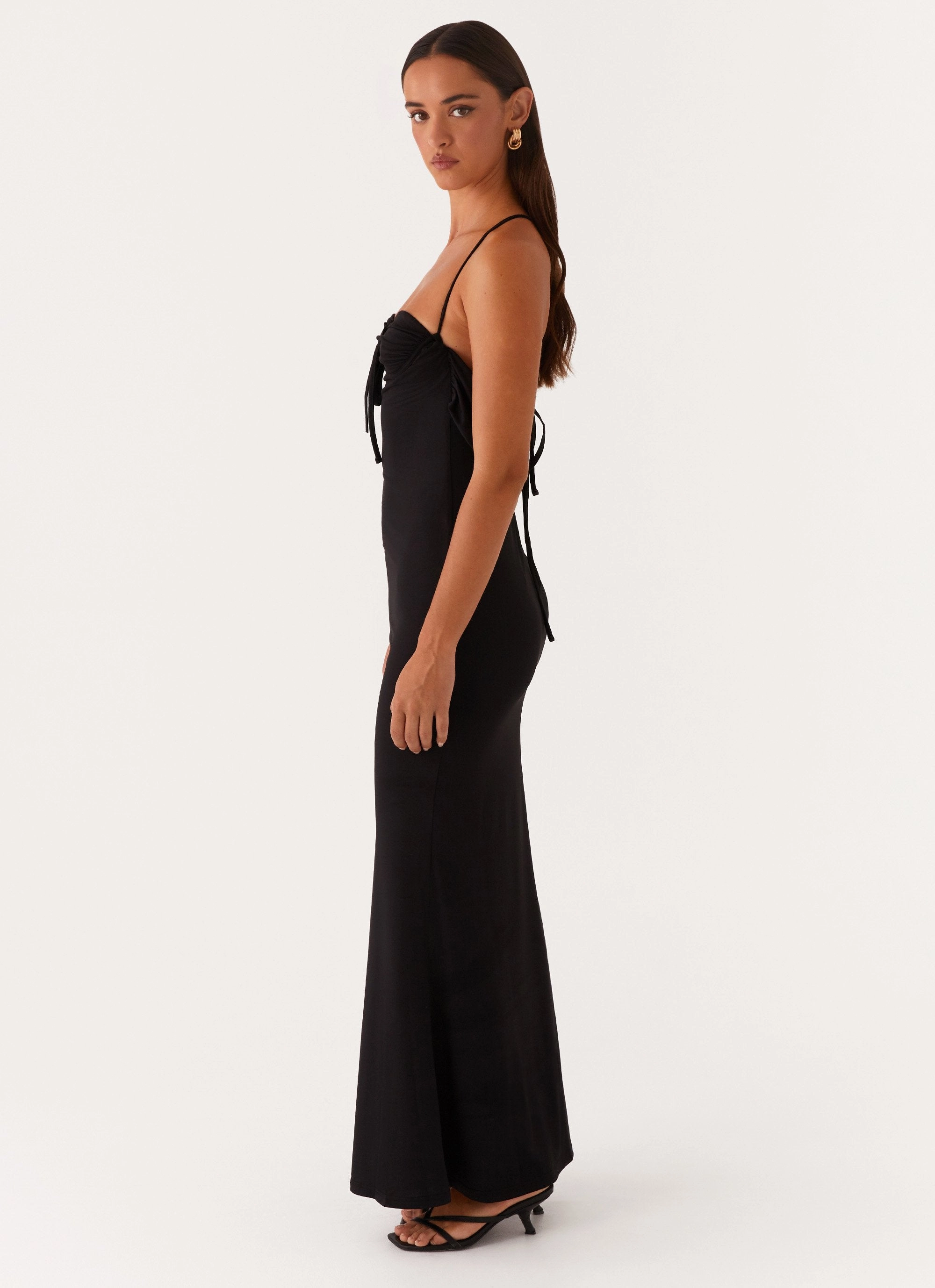 Bombshell Maxi Dress - Black Gentle Fit Fashion Look