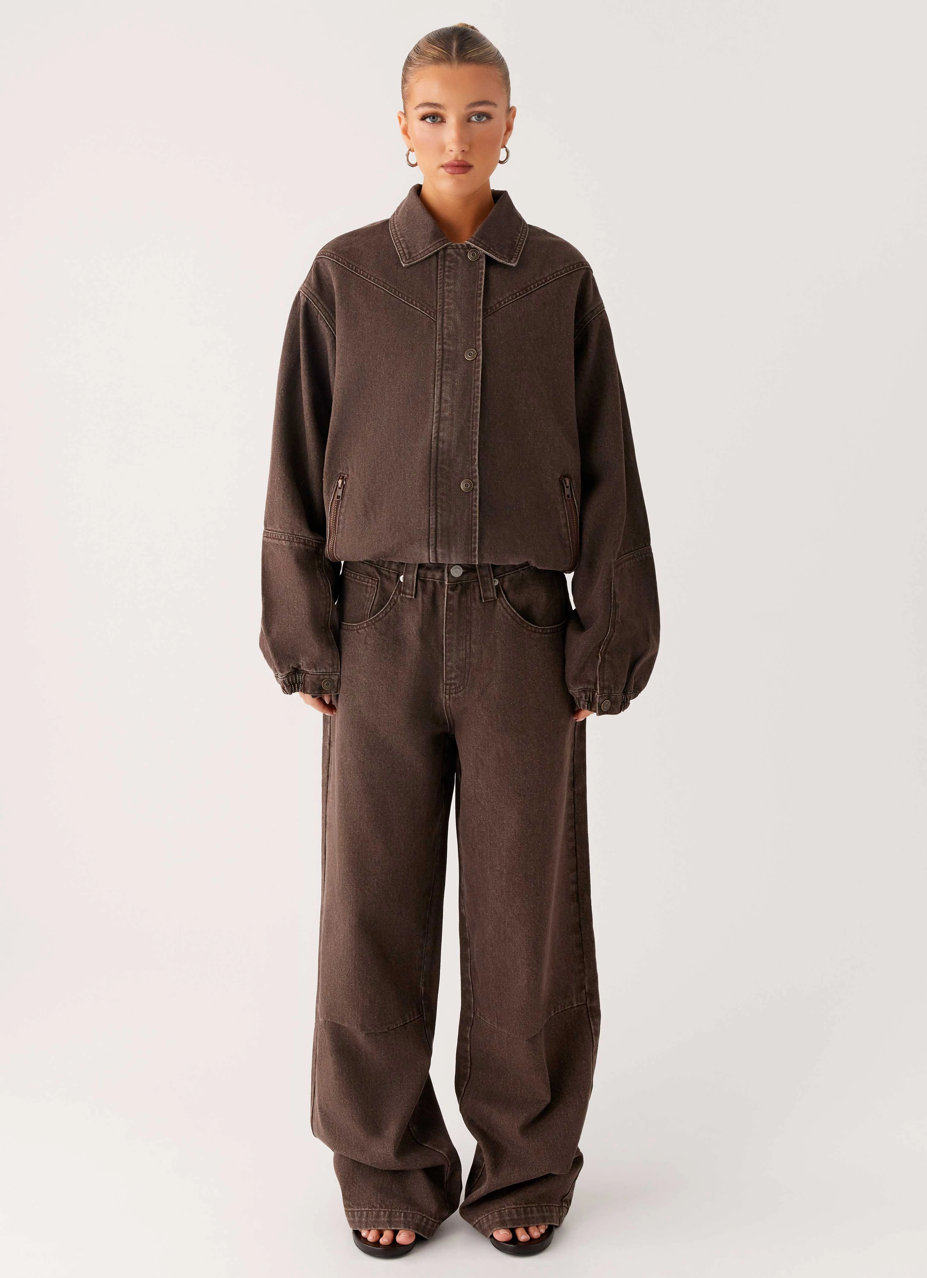 Light Wear Fit Fit Flex Midwest Washed Denim Bomber Jacket - Light Wash Chocolate