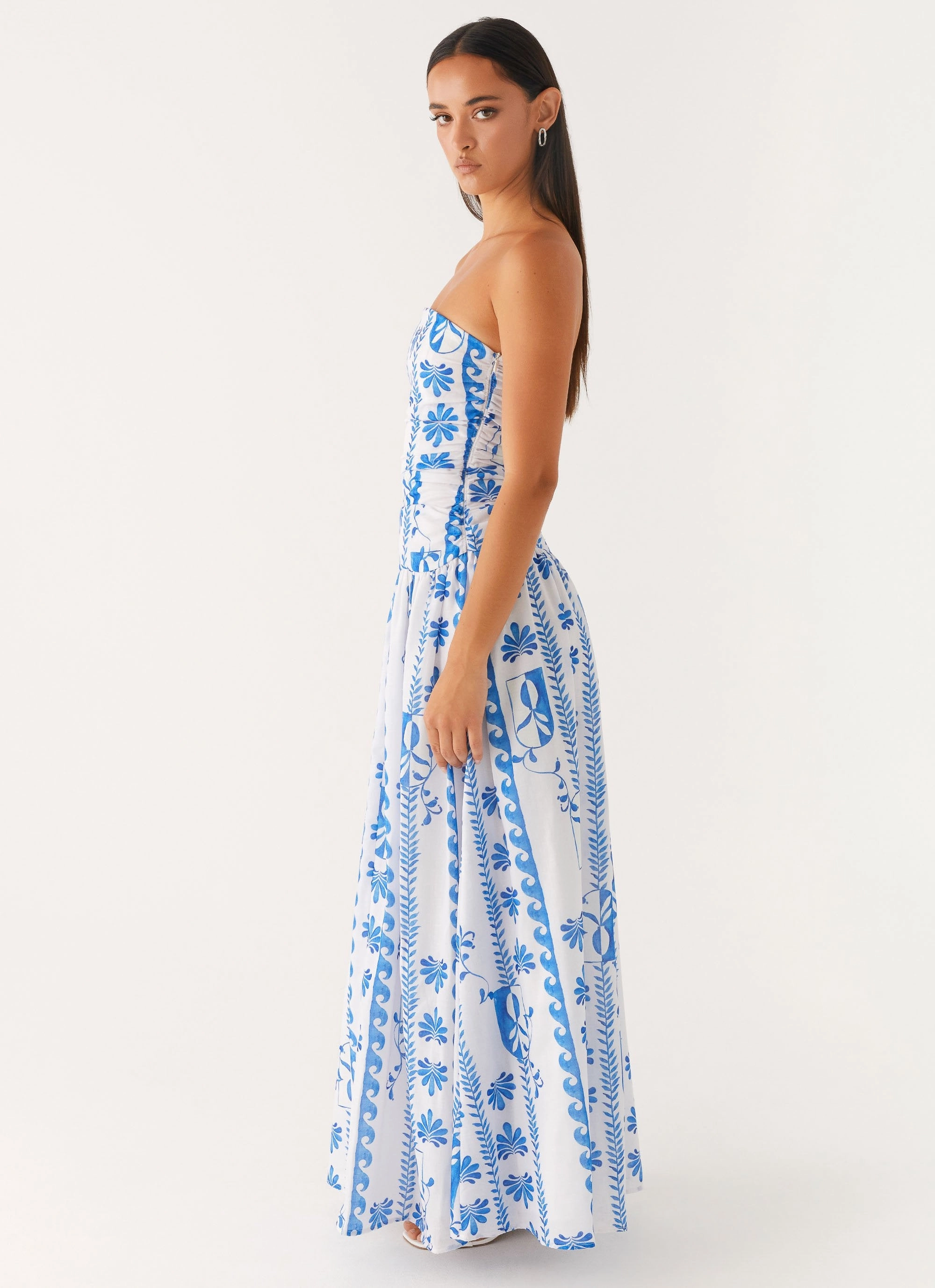 Cozy And Stylish Carmel Maxi Dress - Floral Wave