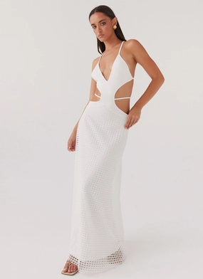 Bold Simplicity Enchanted Melodies Maxi Dress - White