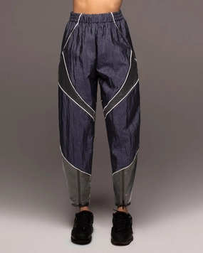 No Gap Waist Construction Enigma Track Pant