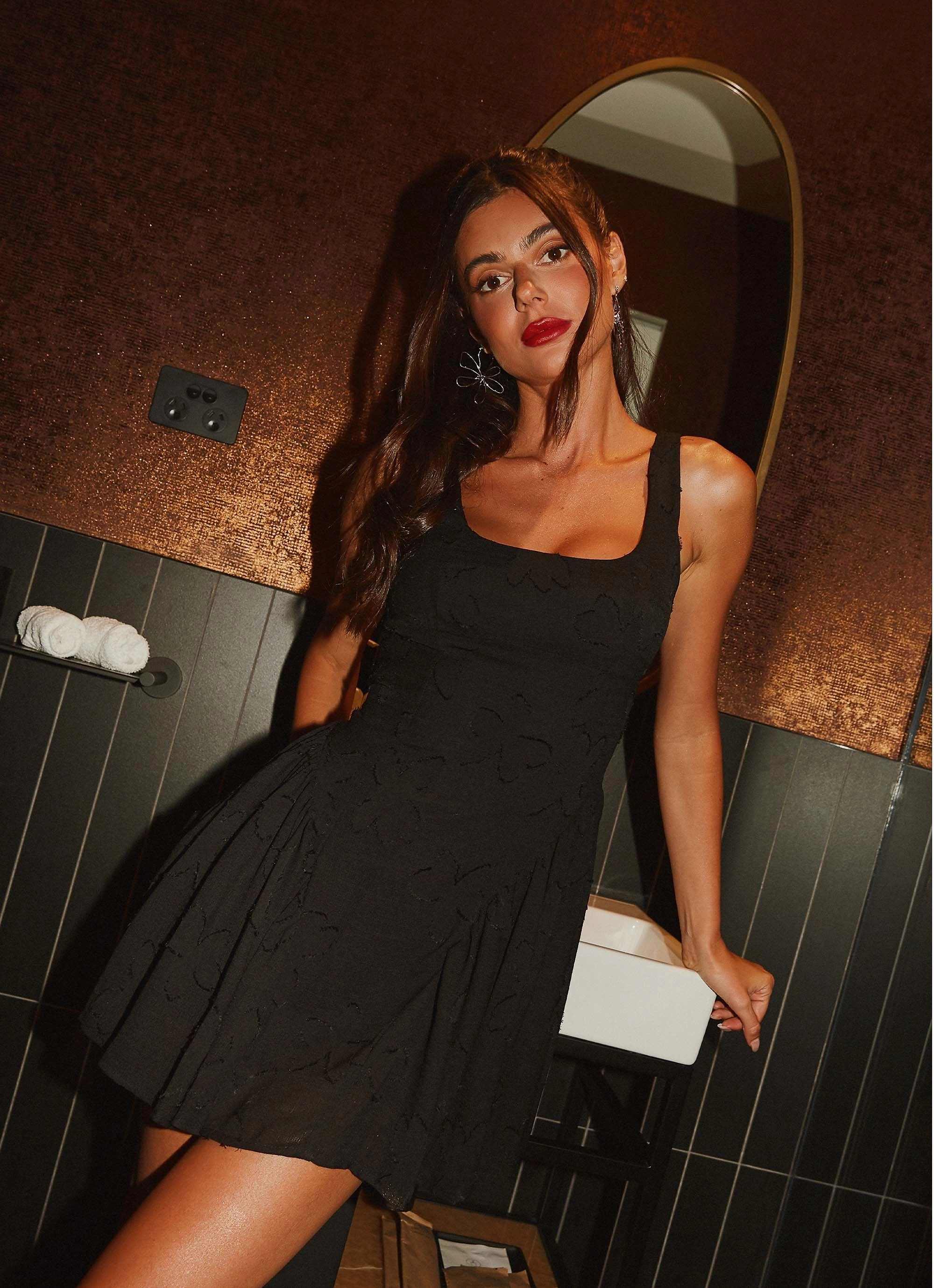 Evelyn Mini Dress - Black Raglan-Sleeve DoubleLayeredMaterial