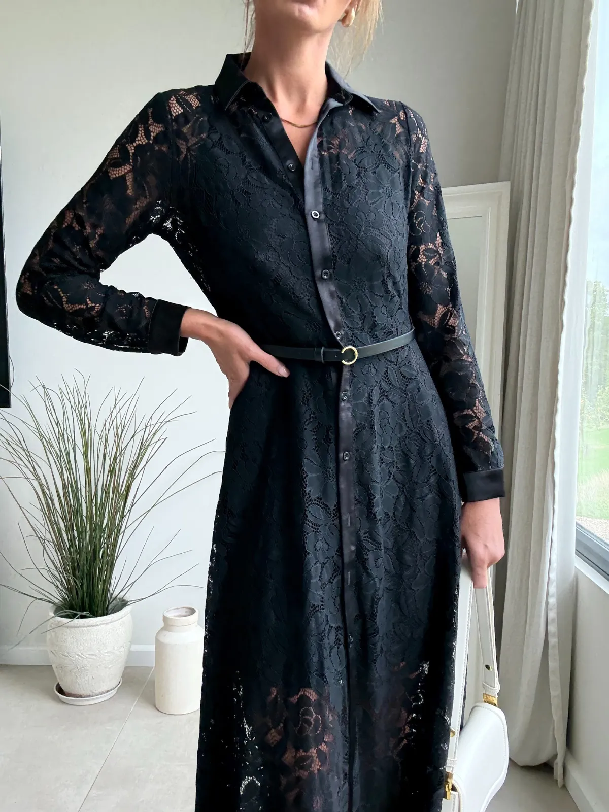 Brunch Tone Contrast-Piping Daphne Belted Shirt Dress / Black Lace