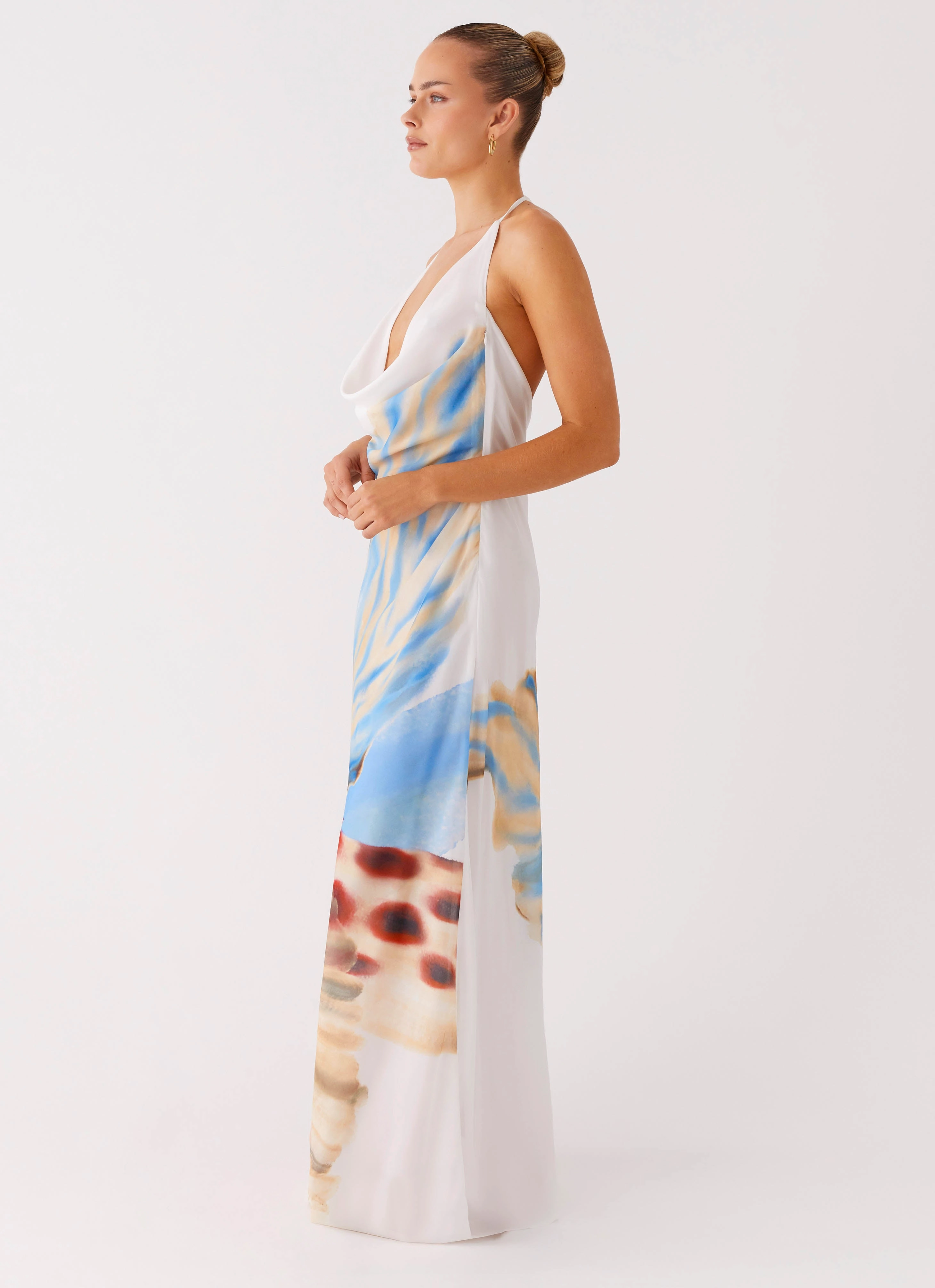 Quick Layer Stars Align Cowl Maxi Dress - White Sea Bloom
