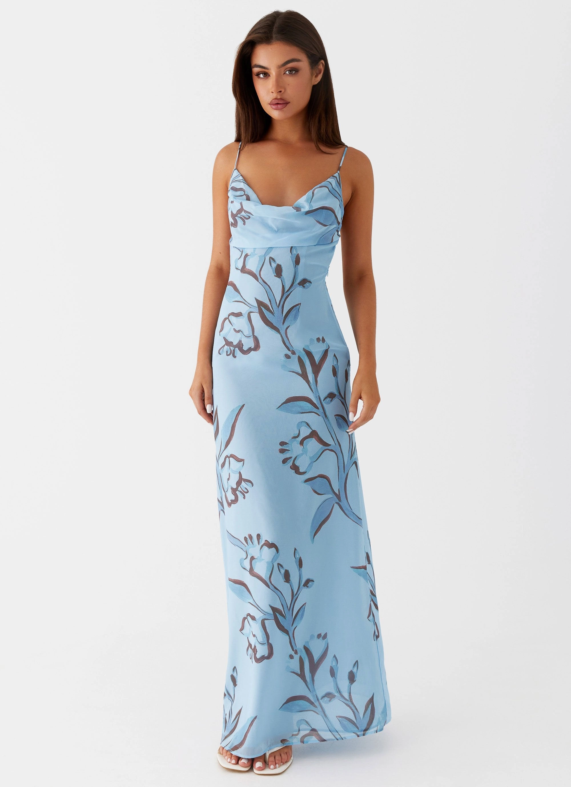 Felicia Daisy Maxi Dress - Blue Floral Classic Comfort Casual Motion
