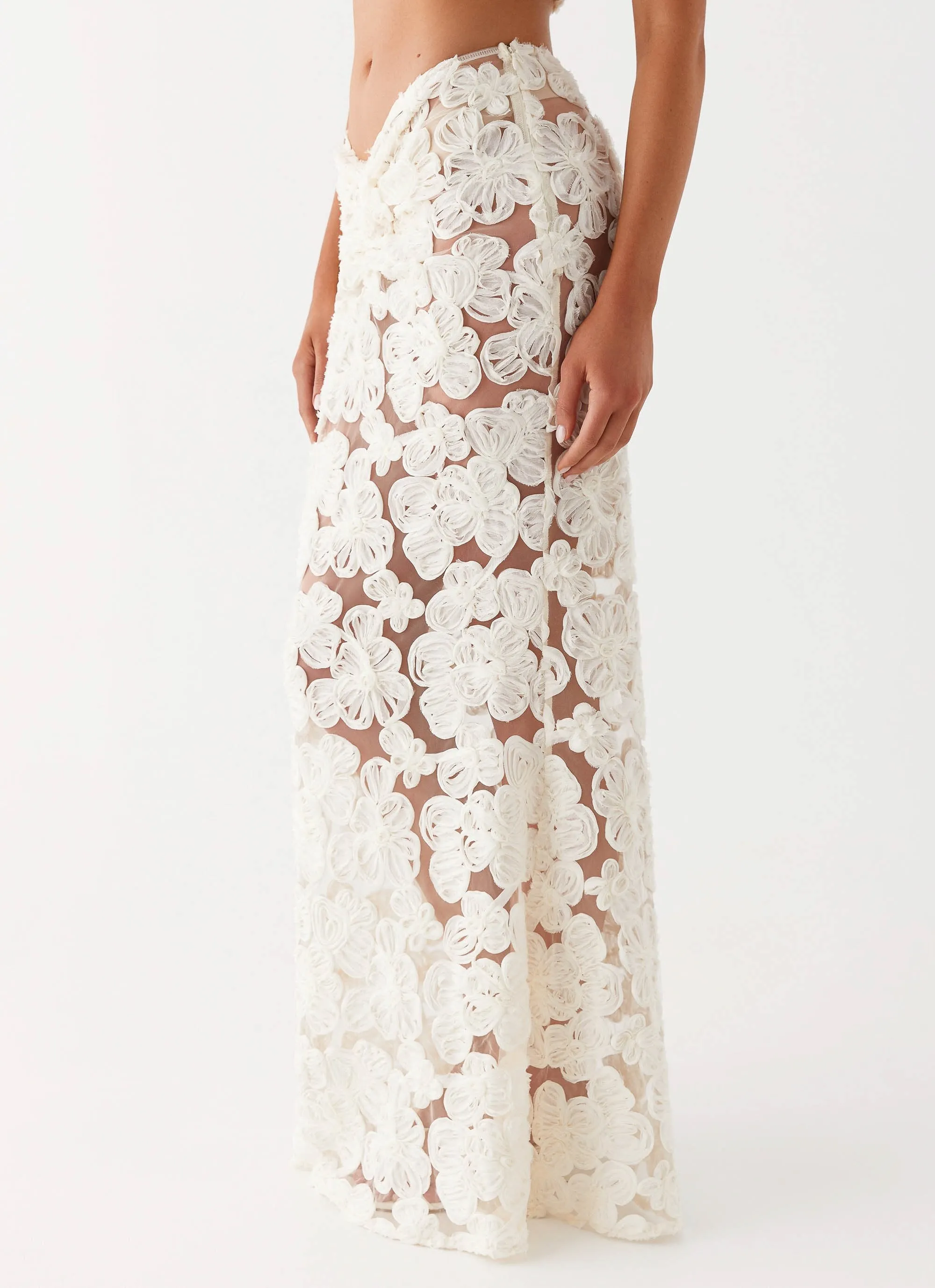 Simple Styling Fiorella Floret Maxi Skirt - Ivory