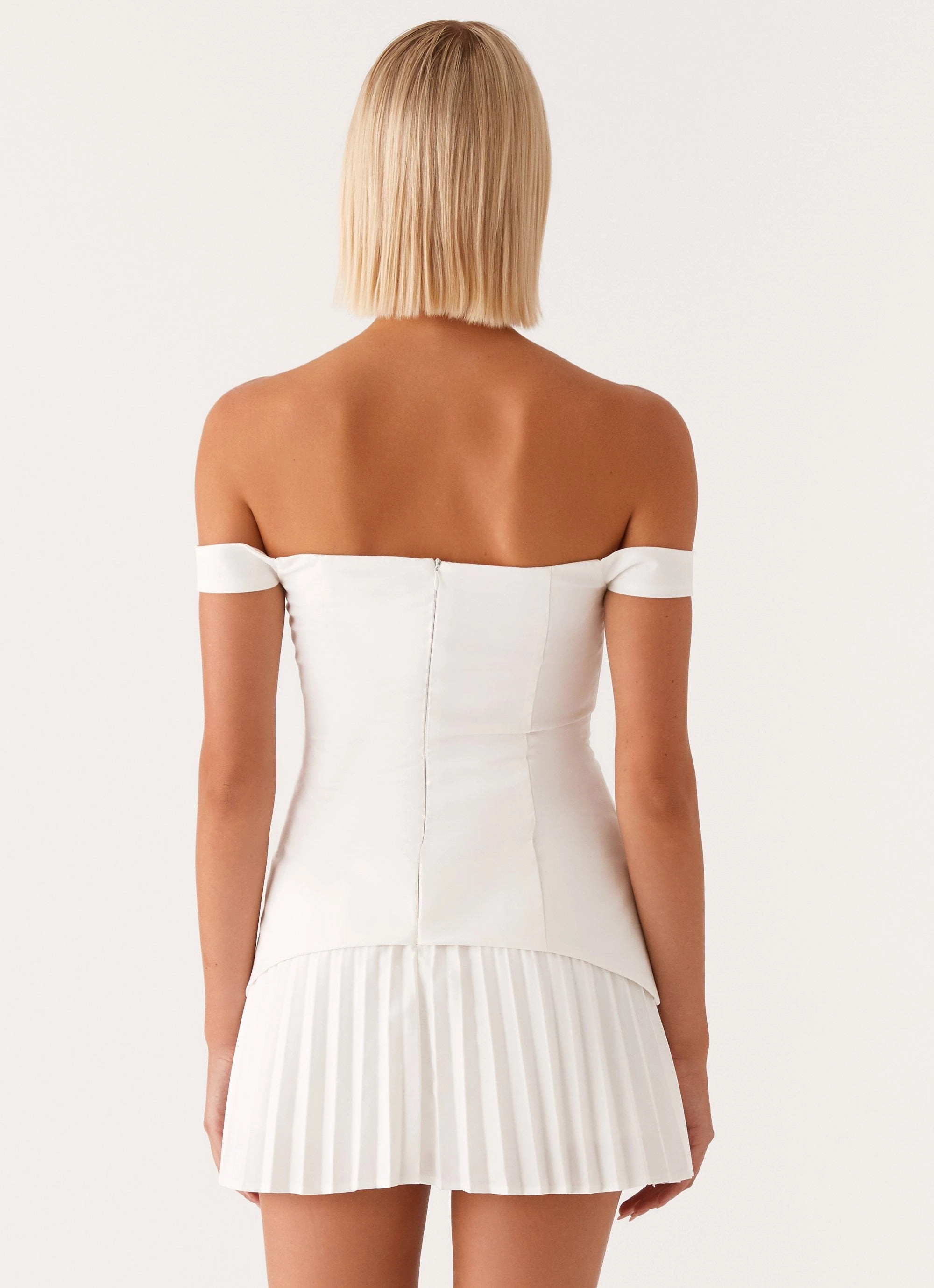 Form Focus Pure Shape Twisted Skies Off Shoulder Mini Dress - Off White