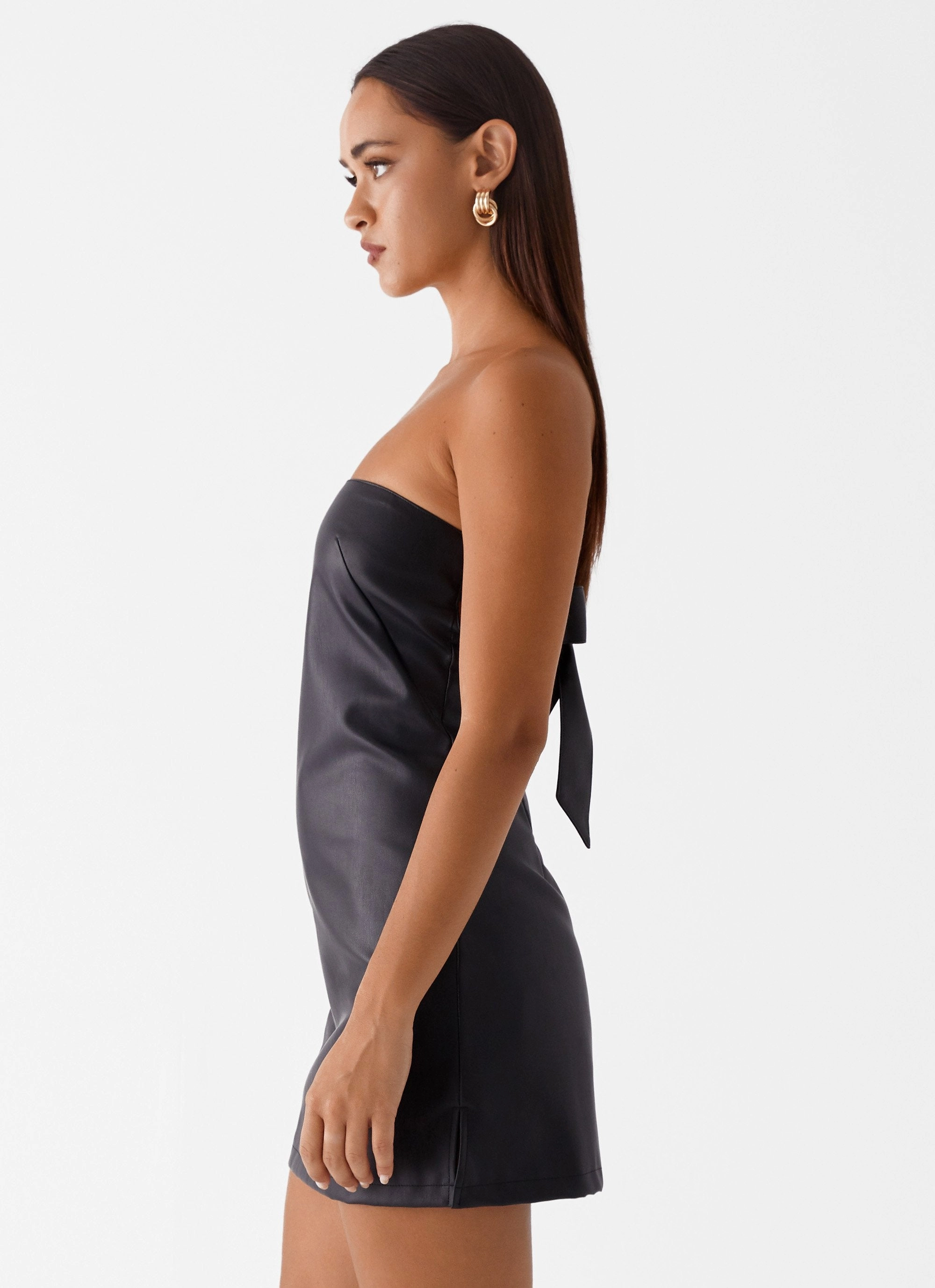 Kenny Mini Dress - Black Relaxed Movement