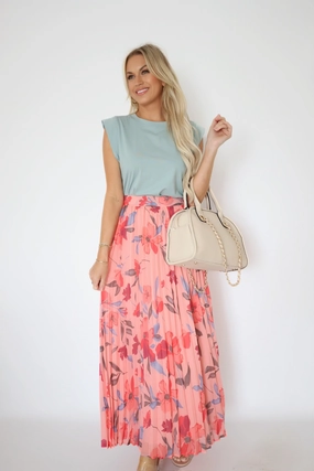 May Flower Skirt (FINAL SALE) Chic Look NonChafe Tag Placement