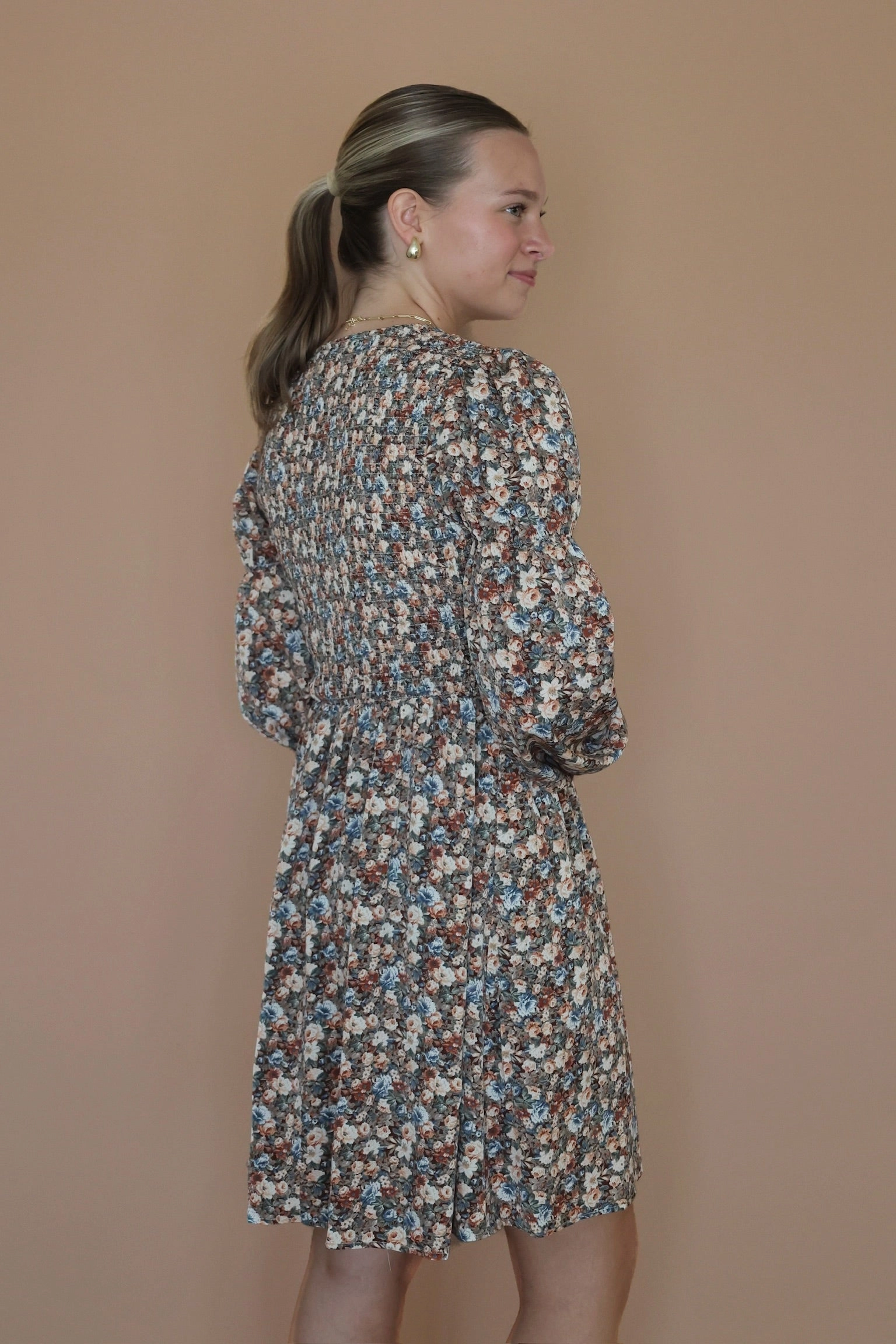 Stretchable Blend Temperature Control Fabric Forever Young Dress